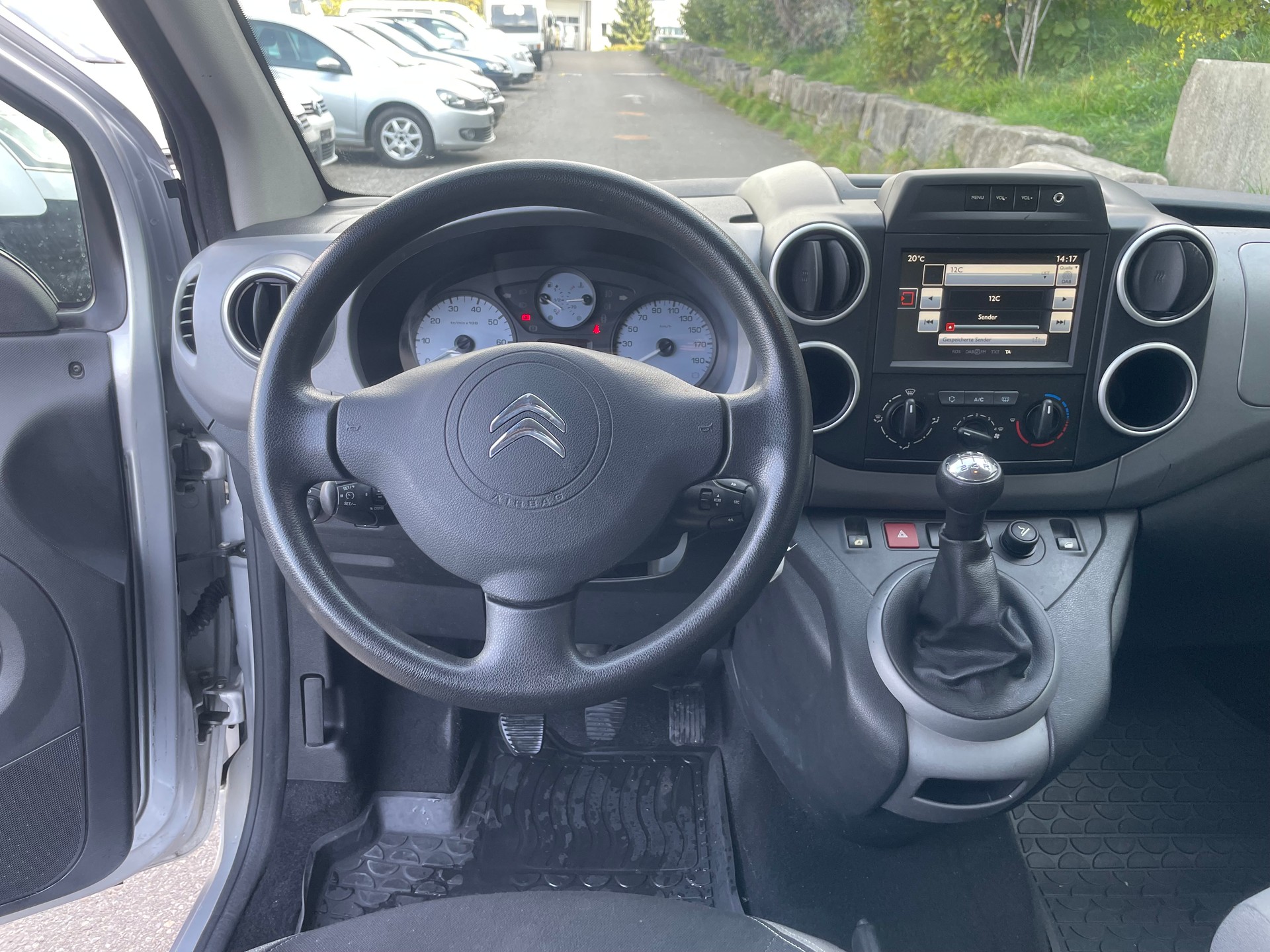 CITROEN Berlingo 1.2i Feel-image-6