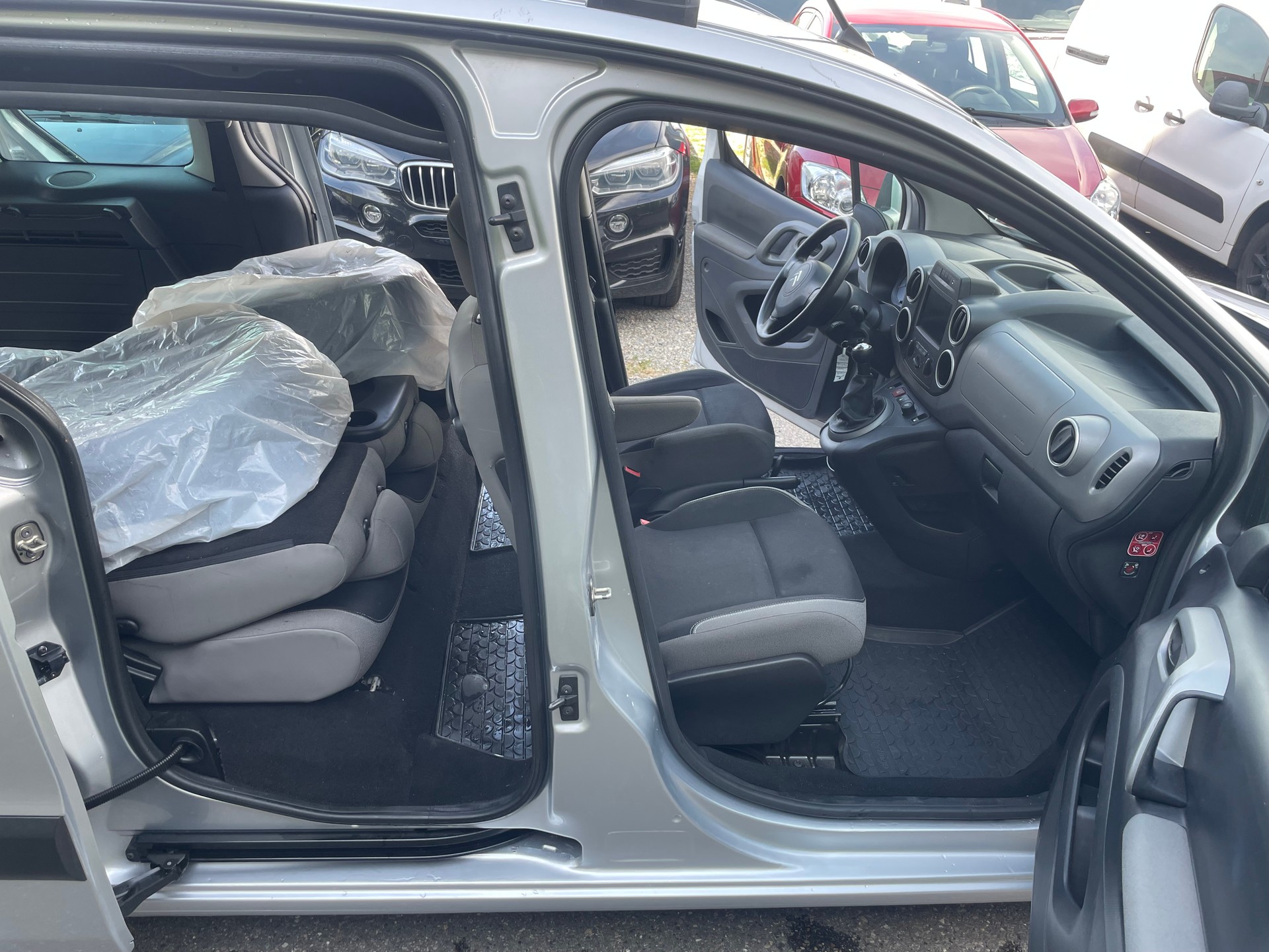 CITROEN Berlingo 1.2i Feel-image-7