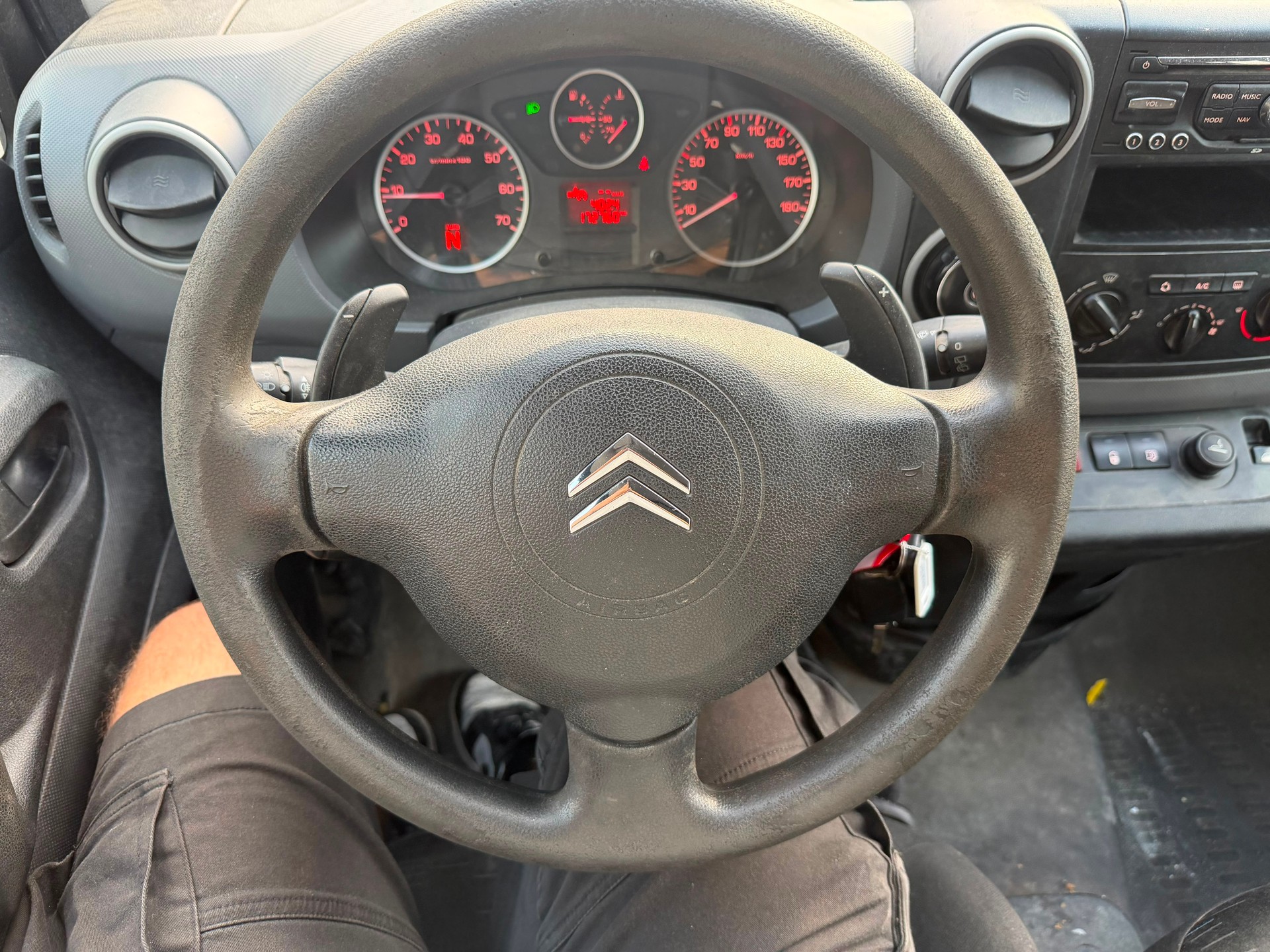 CITROEN Berlingo 1.6 HDi 600 Komfort-image-9