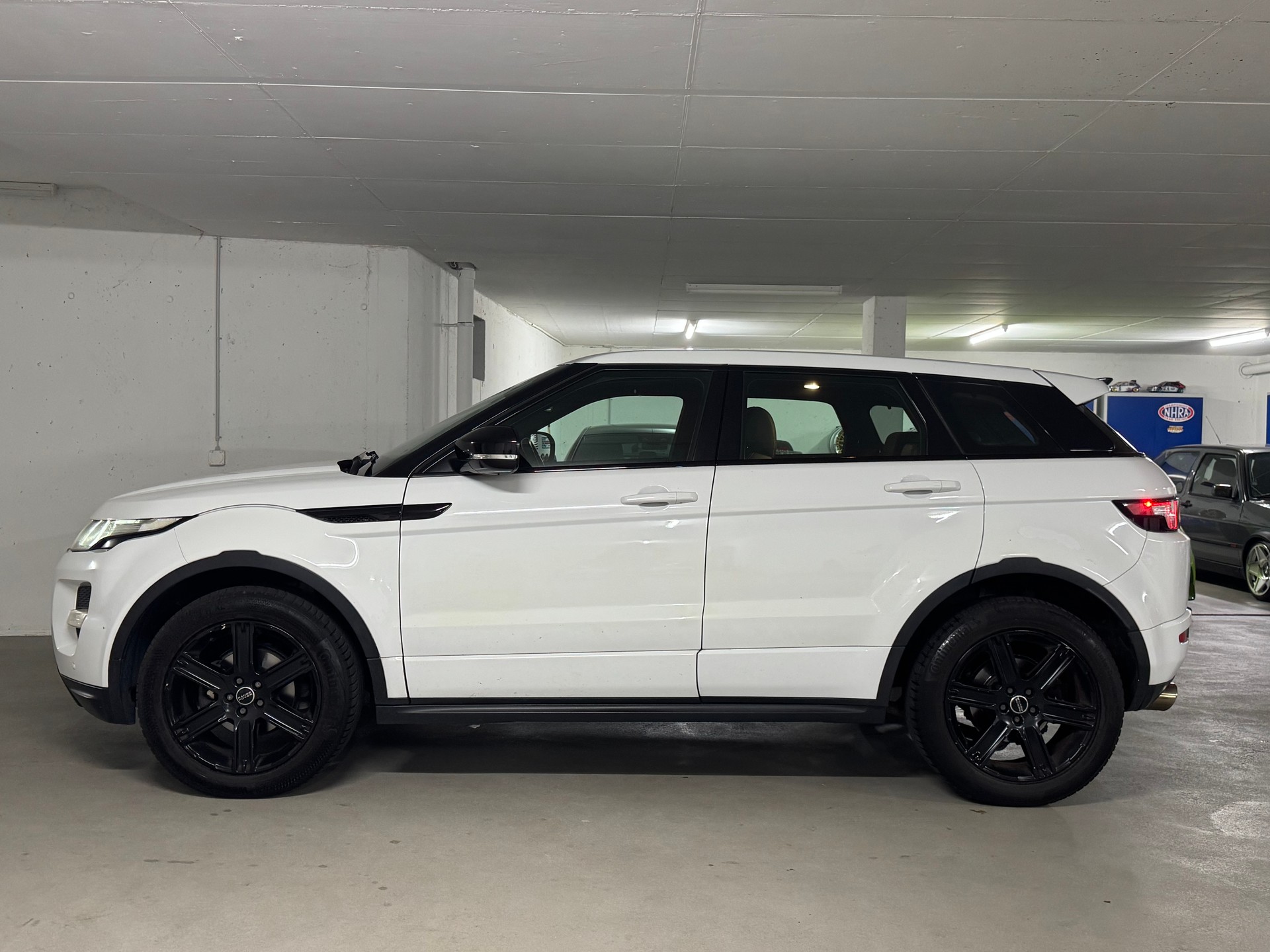 LAND ROVER Range Rover Evoque 2.0 Si4 Dynamic AT6-image-3