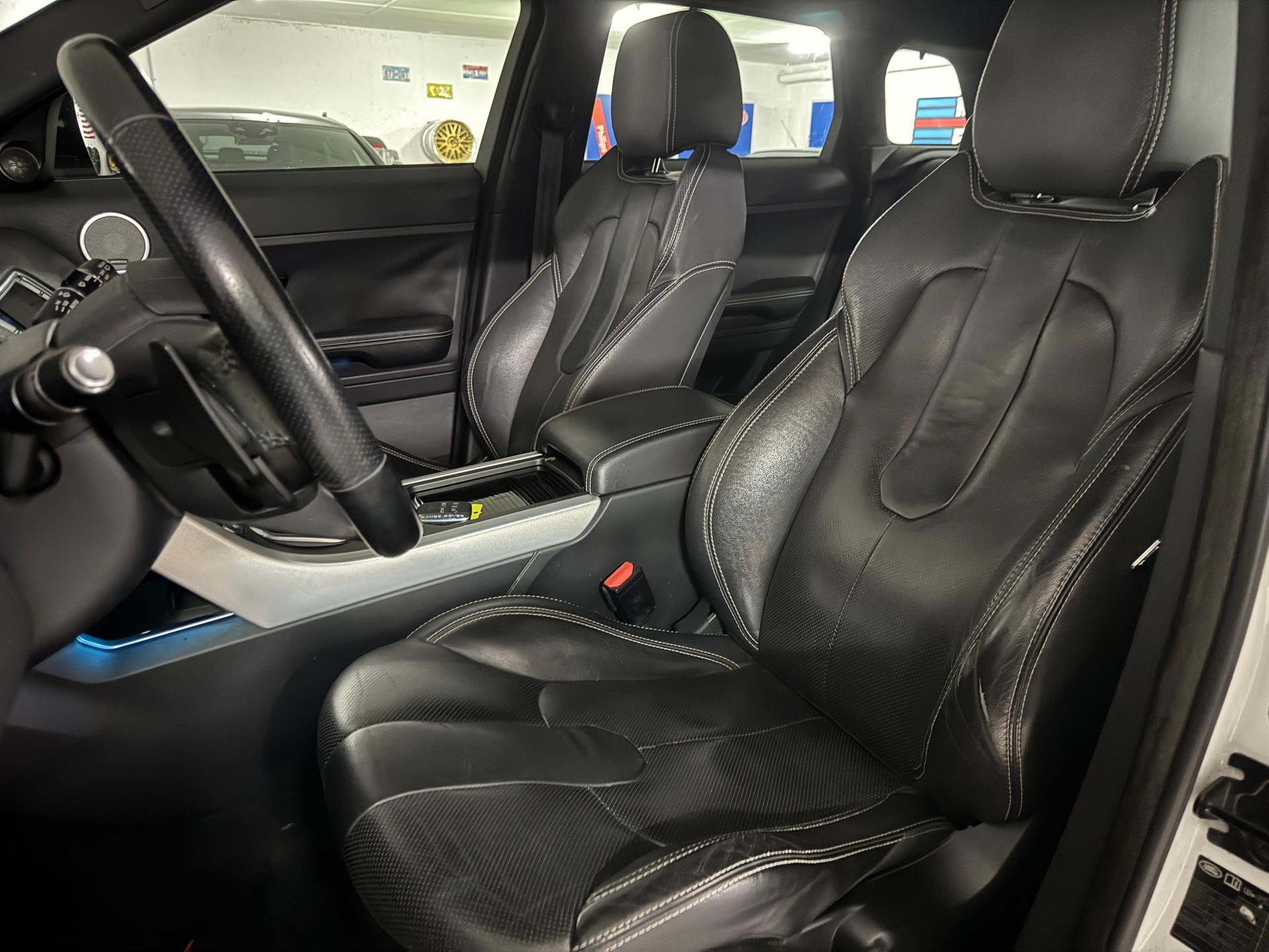 LAND ROVER Range Rover Evoque 2.0 Si4 Dynamic AT6-image-9