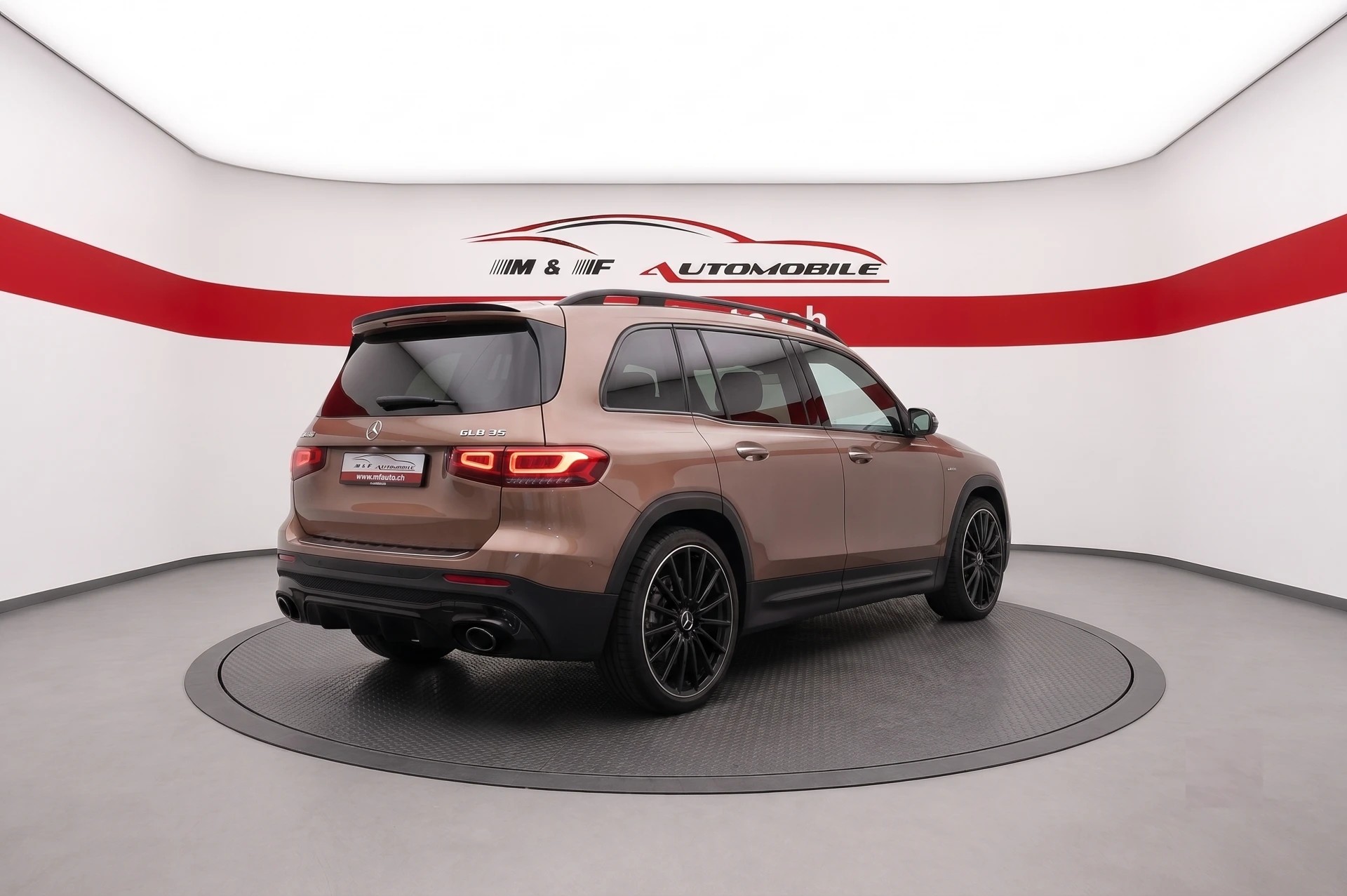 MERCEDES-BENZ GLB 35 AMG 4matic * 7 Sitze * CH FAHRZEUG *-image-5