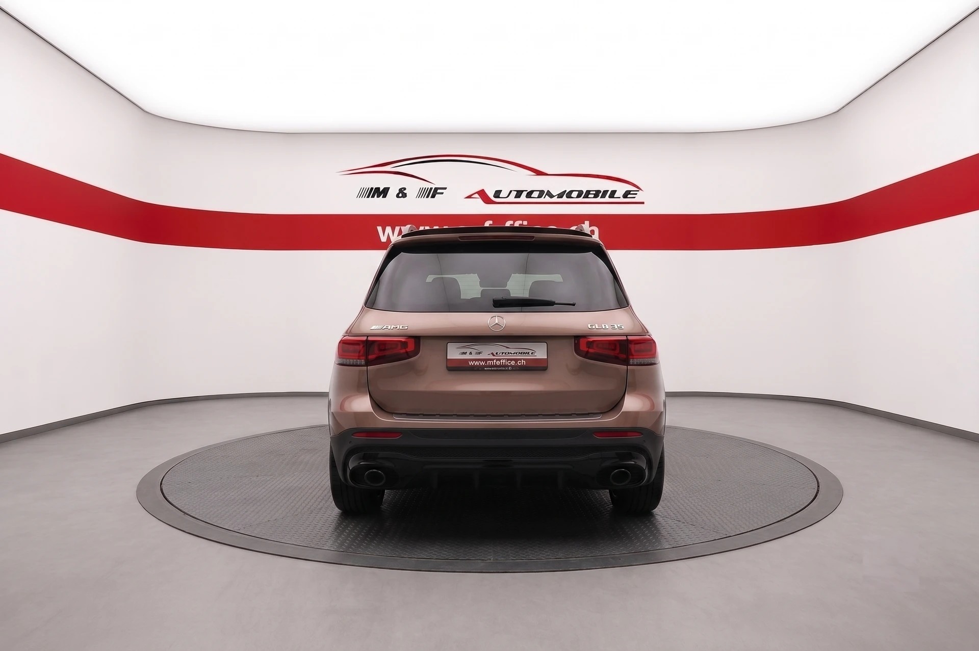 MERCEDES-BENZ GLB 35 AMG 4matic * 7 Sitze * CH FAHRZEUG *-image-4