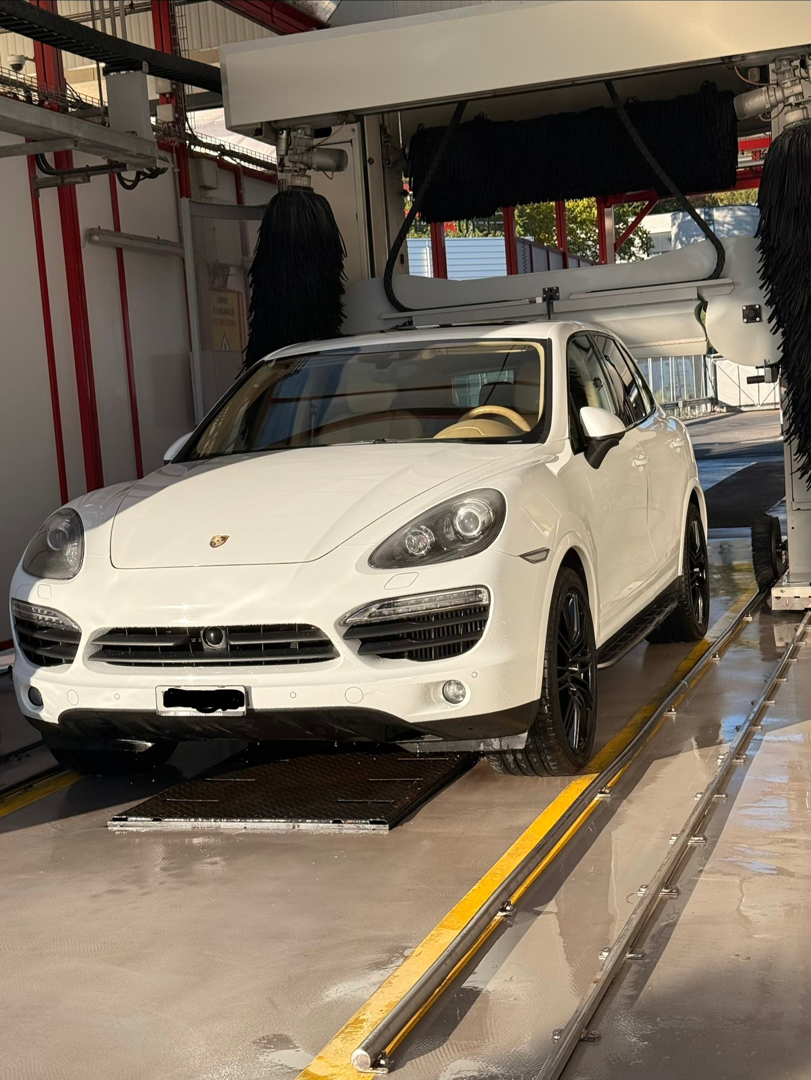 PORSCHE Cayenne 4.2 V8 TDI S TipT-image-1