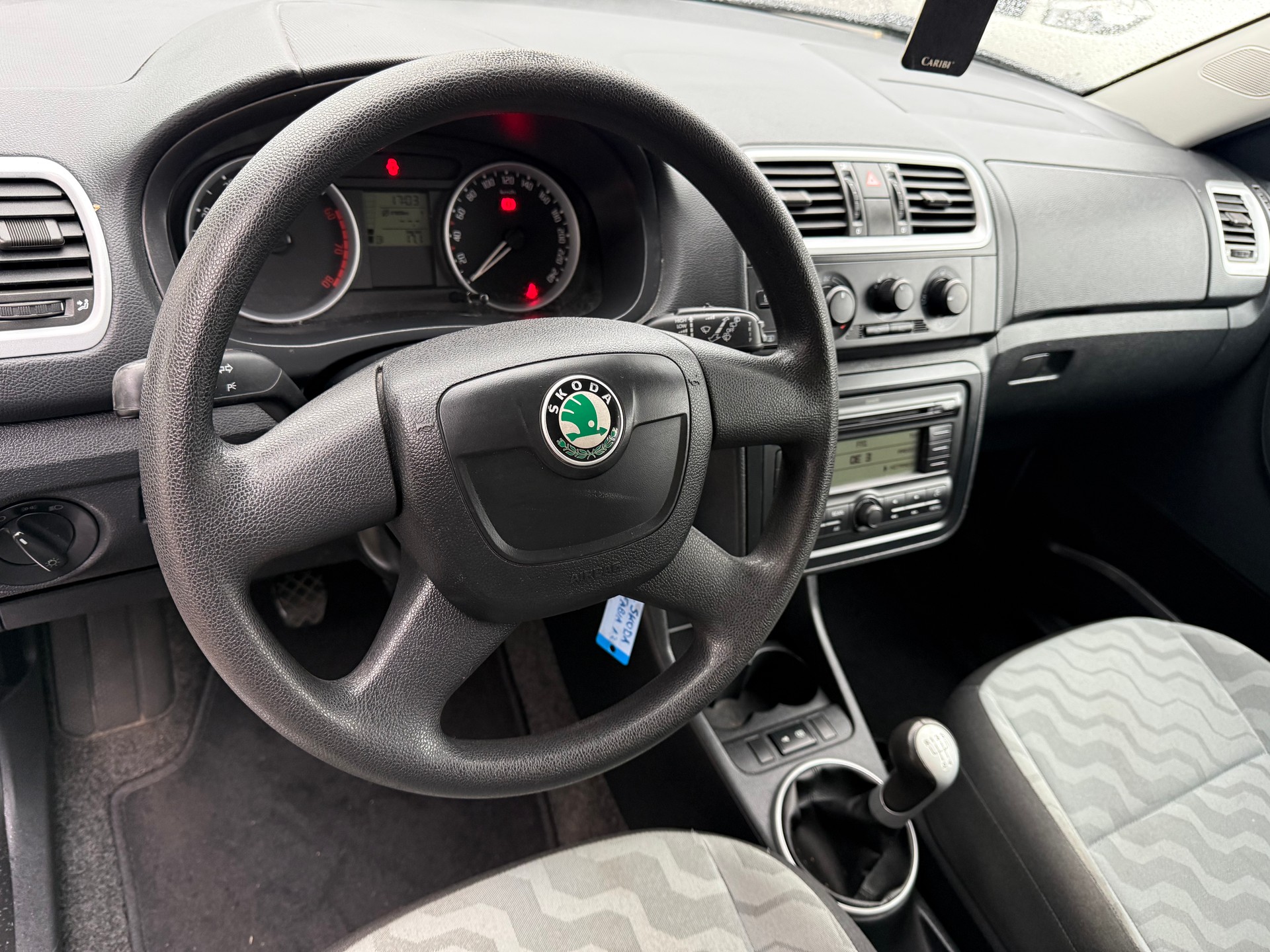 SKODA Fabia 1.2 Entry-image-12