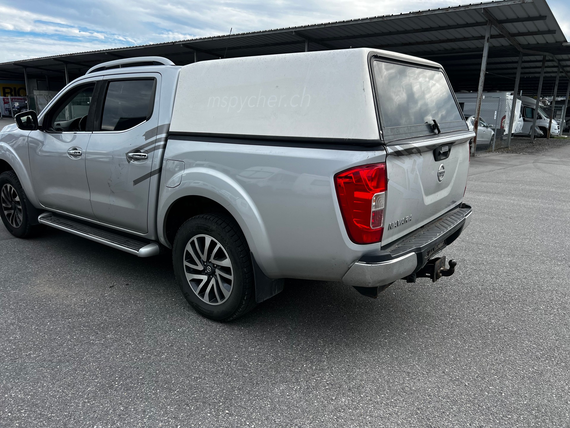 NISSAN Navara Double Cab Acenta 2.3 dCi 4WD-image-5
