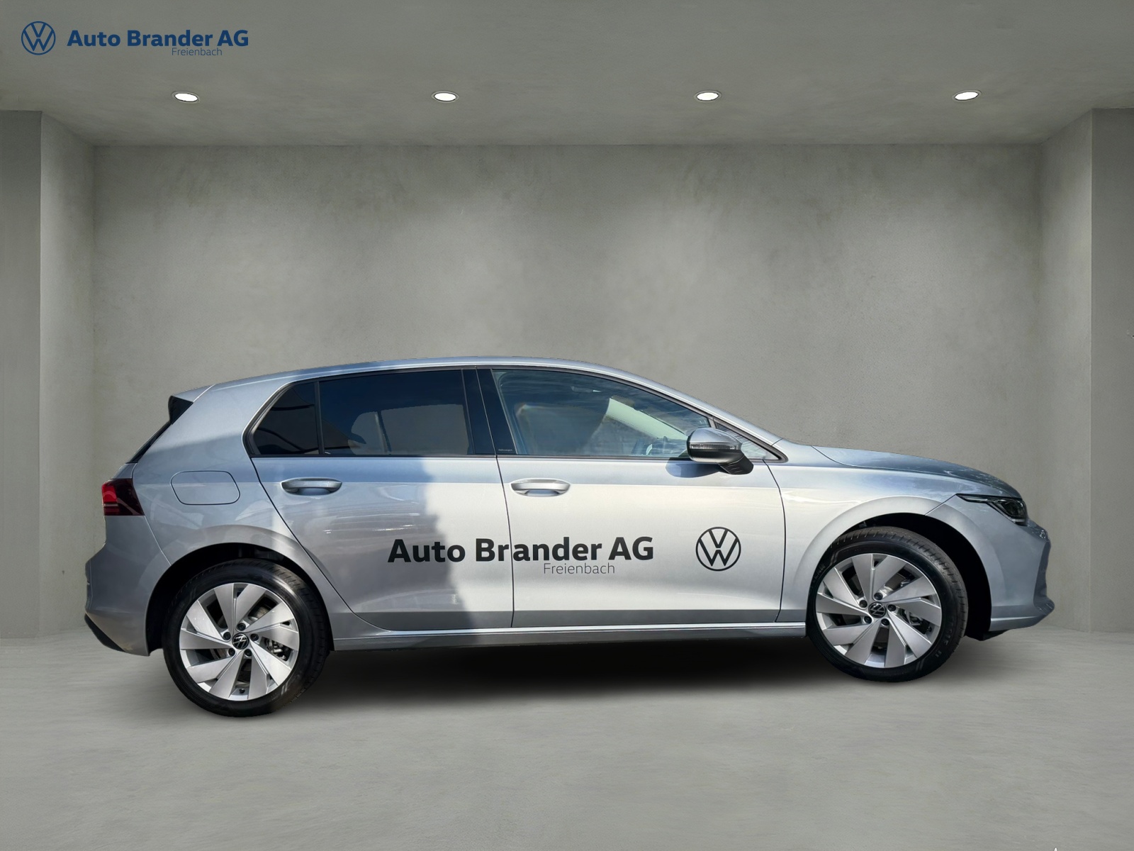 VW Golf 1.5 TSI PHEV Life-image-5