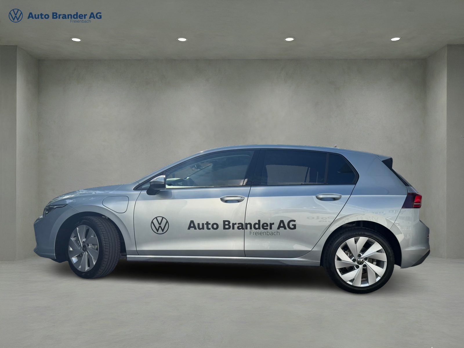 VW Golf 1.5 TSI PHEV Life-showroom-element-3