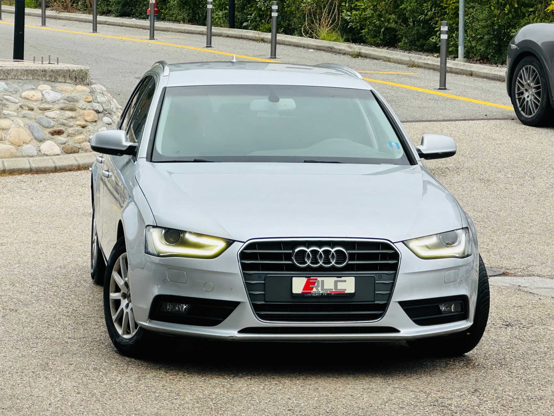 AUDI A4 Avant 2.0 TDI-showroom-element-2