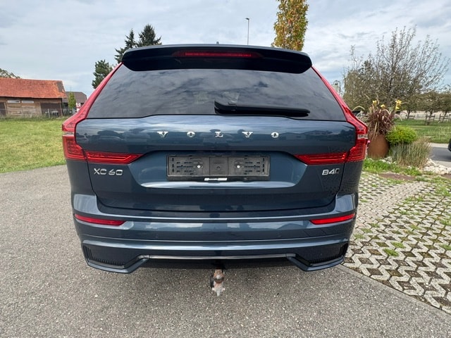 VOLVO 2.0 B4 MH R-Design AWD-image-5