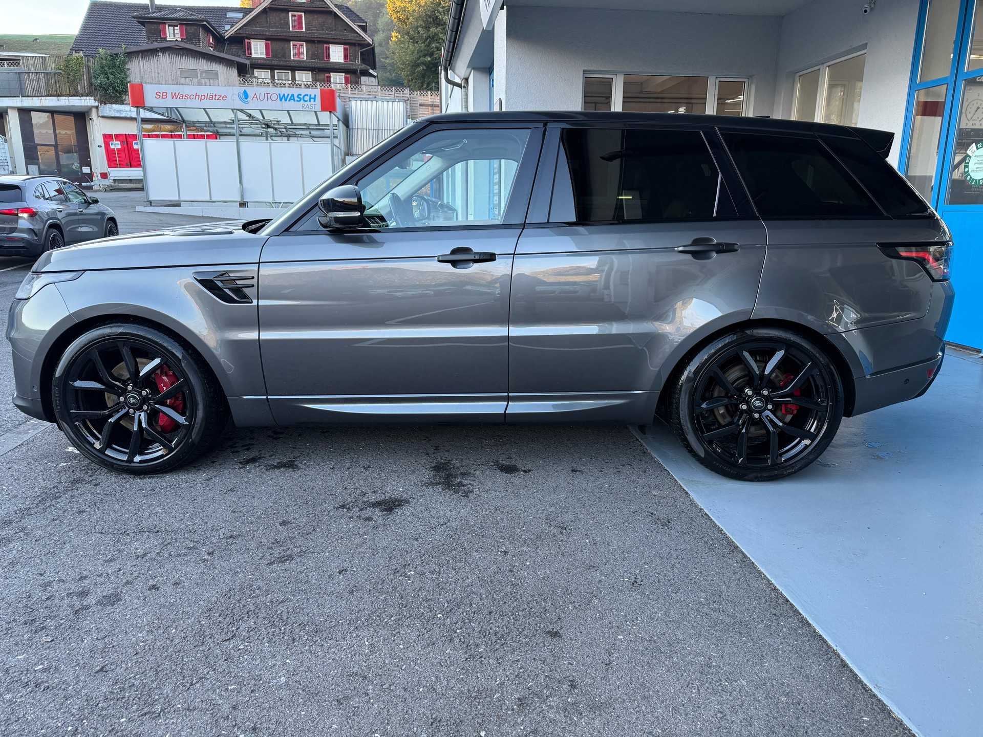 LAND ROVER Range Rover Sport 5.0 V8 S/C ABDynamic Automatic-image-4