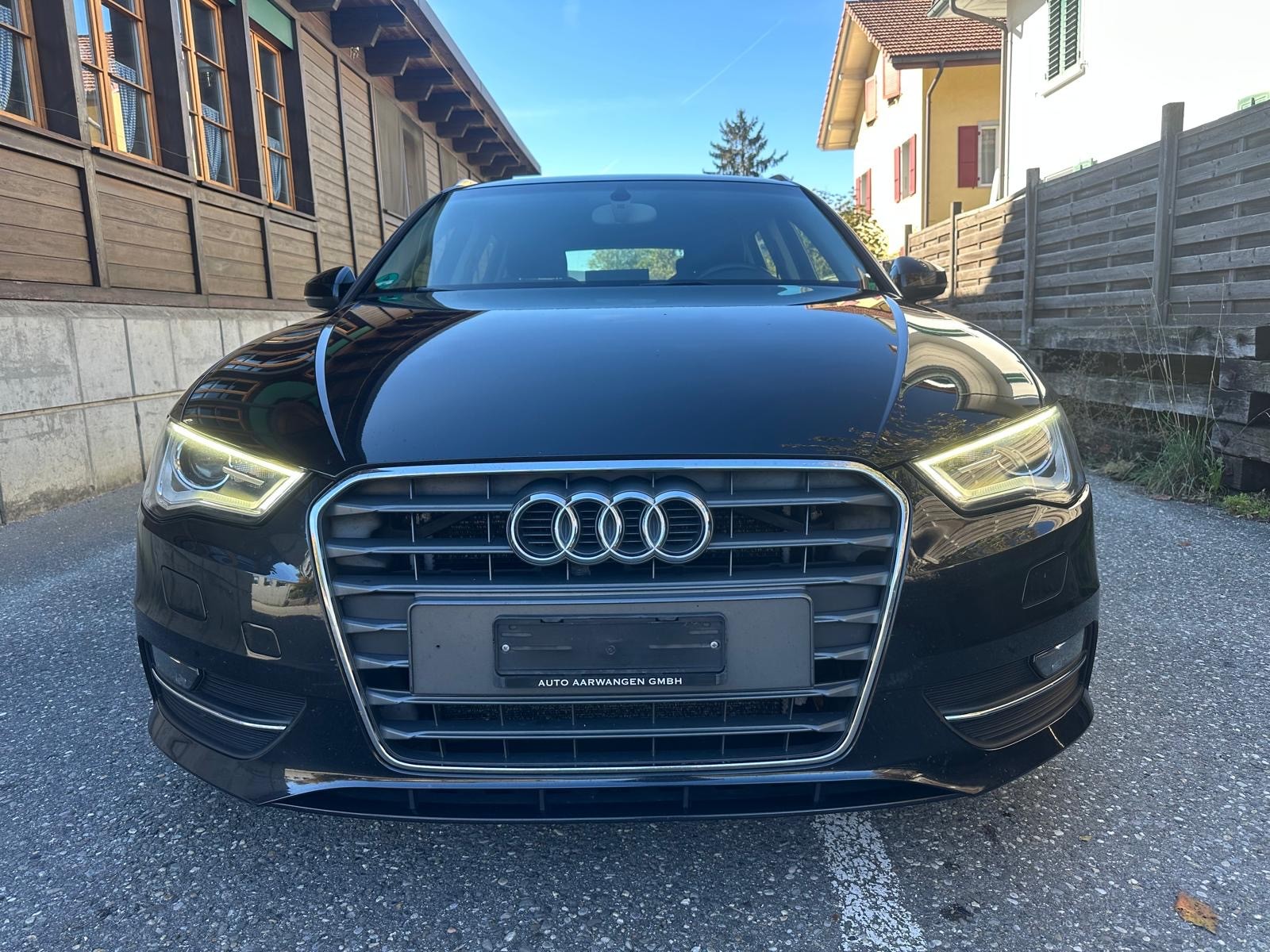 AUDI A3 Sportback 1.4 TFSI Attraction-image-4
