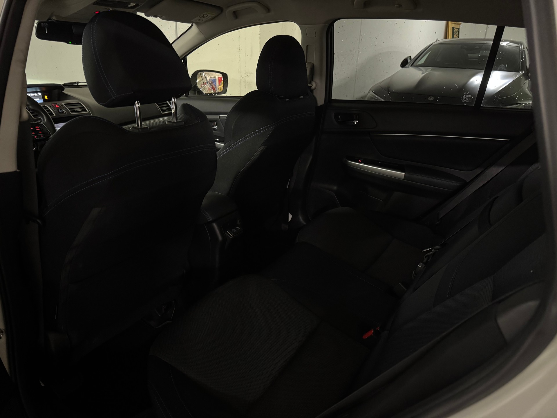 SUBARU Levorg 2.0i Swiss Plus AWD Lineartronic-image-12