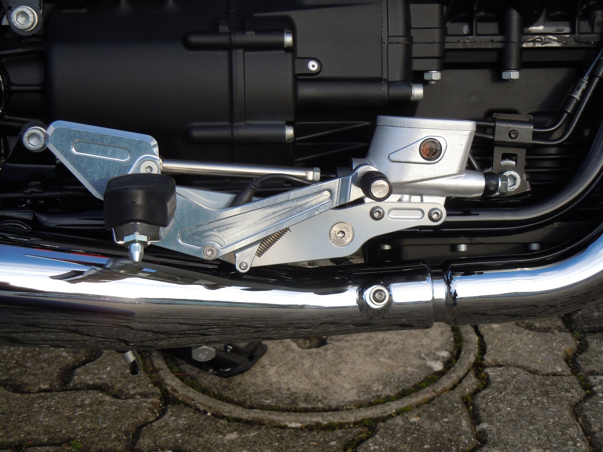 MOTO GUZZI V9 853 Drag Racer L.E. 4/15-image-4