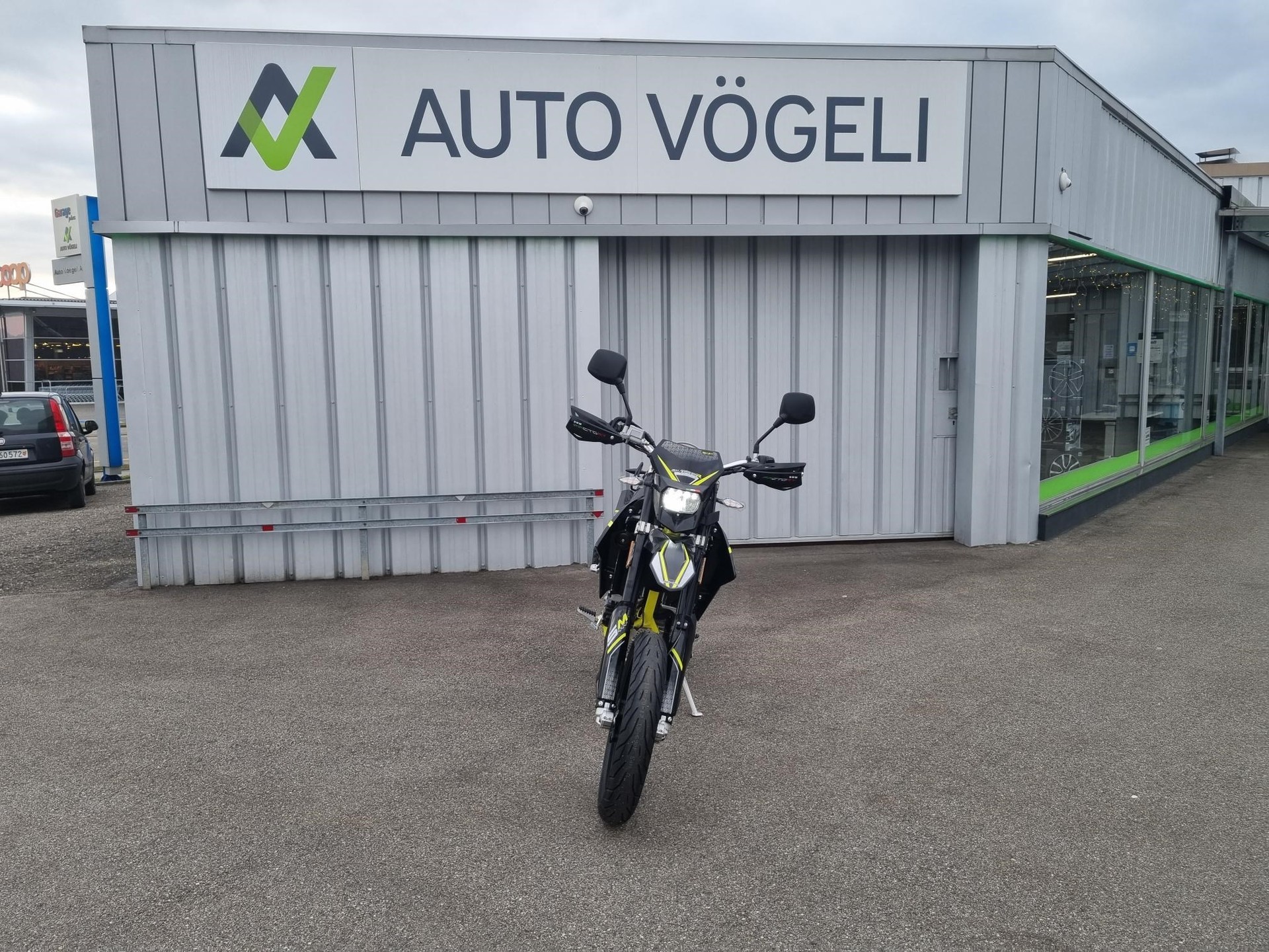 SWM SM 125 R ABS-image-7