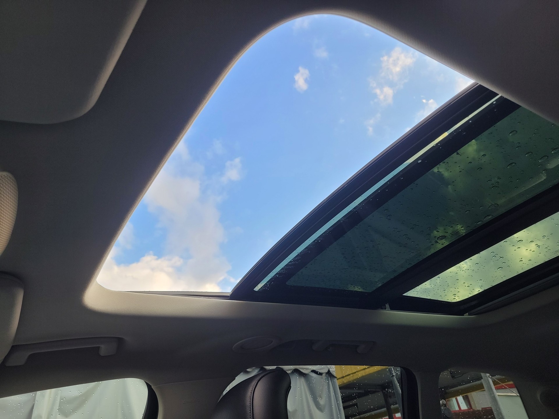 FORD Galaxy 2.0 TDCi Titanium-image-14