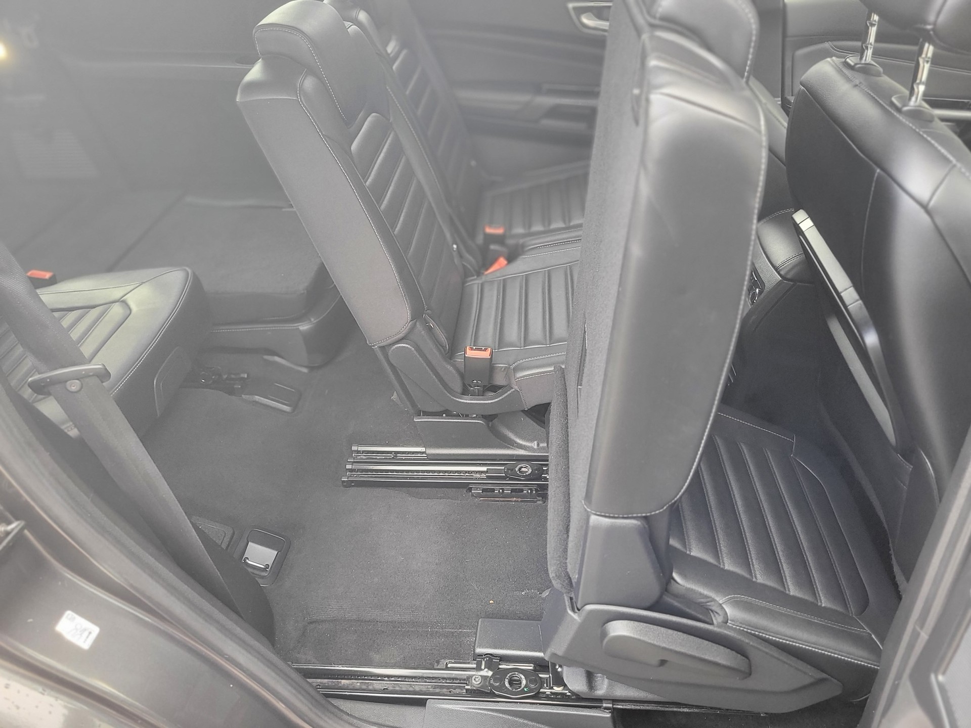 FORD Galaxy 2.0 TDCi Titanium-image-11