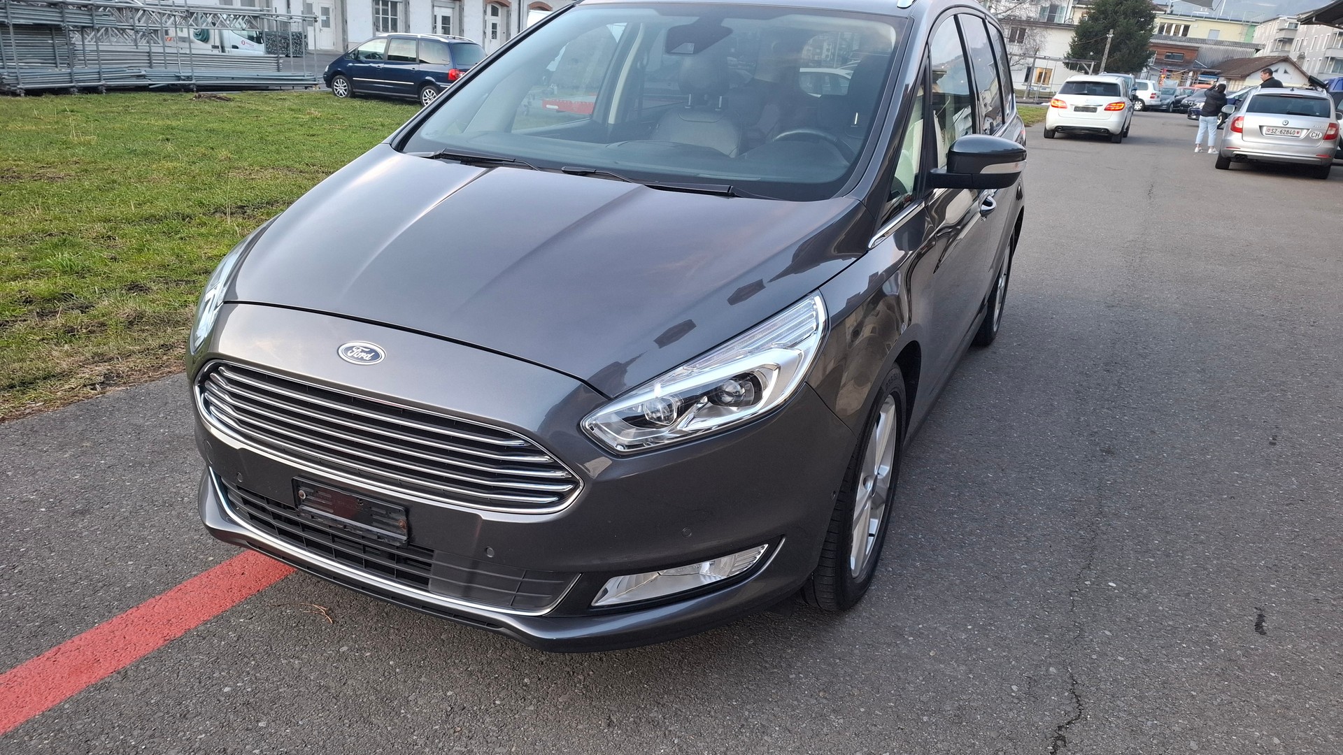 FORD Galaxy 2.0 TDCi Titanium-image-1