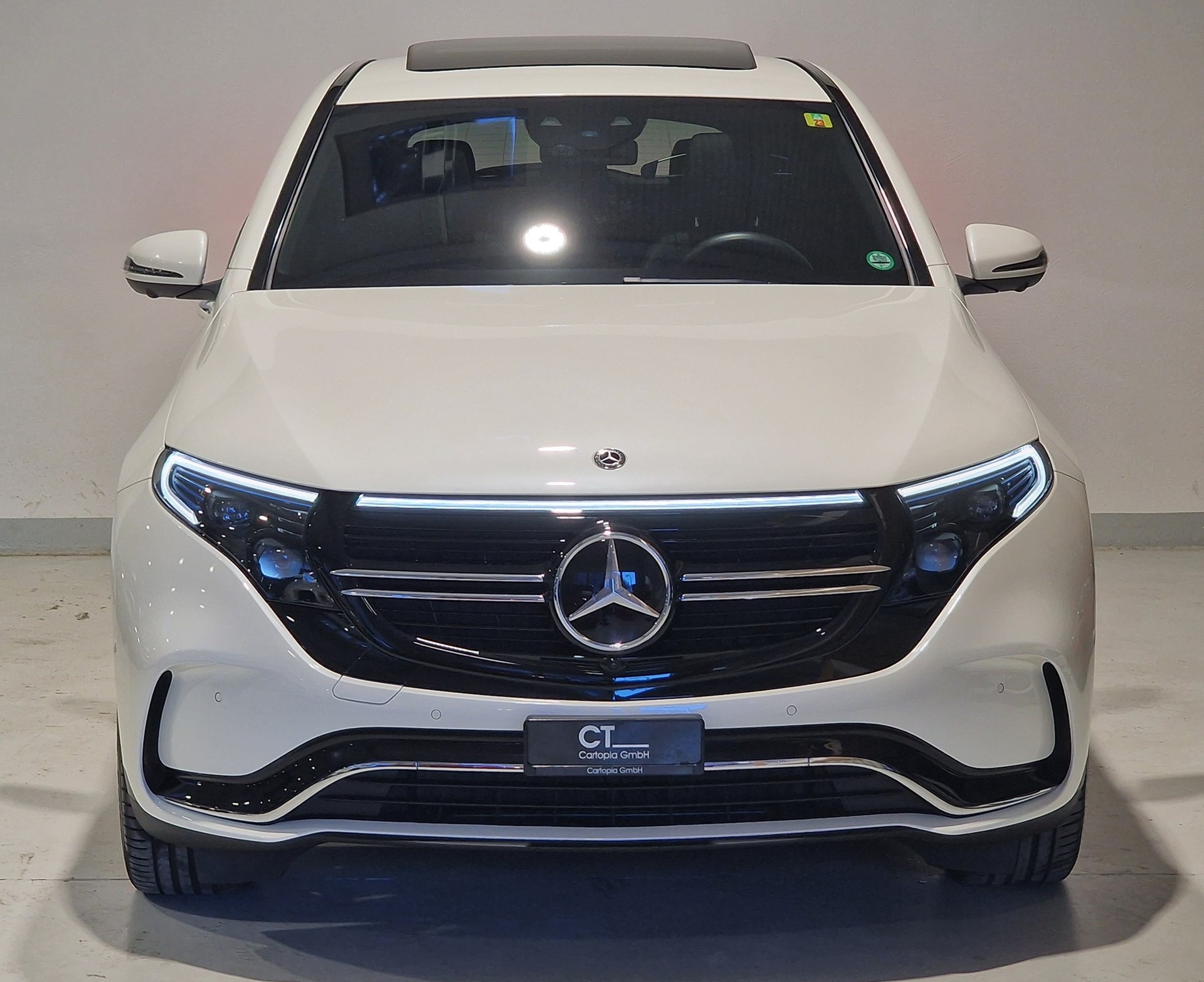 MERCEDES-BENZ EQC 400 AMG Line 4Matic-image-14