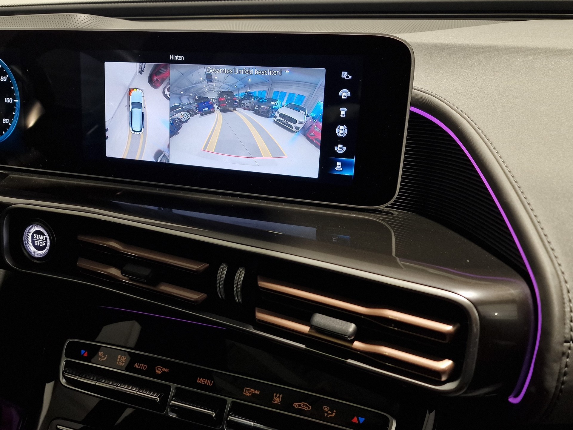 MERCEDES-BENZ EQC 400 AMG Line 4Matic-image-6