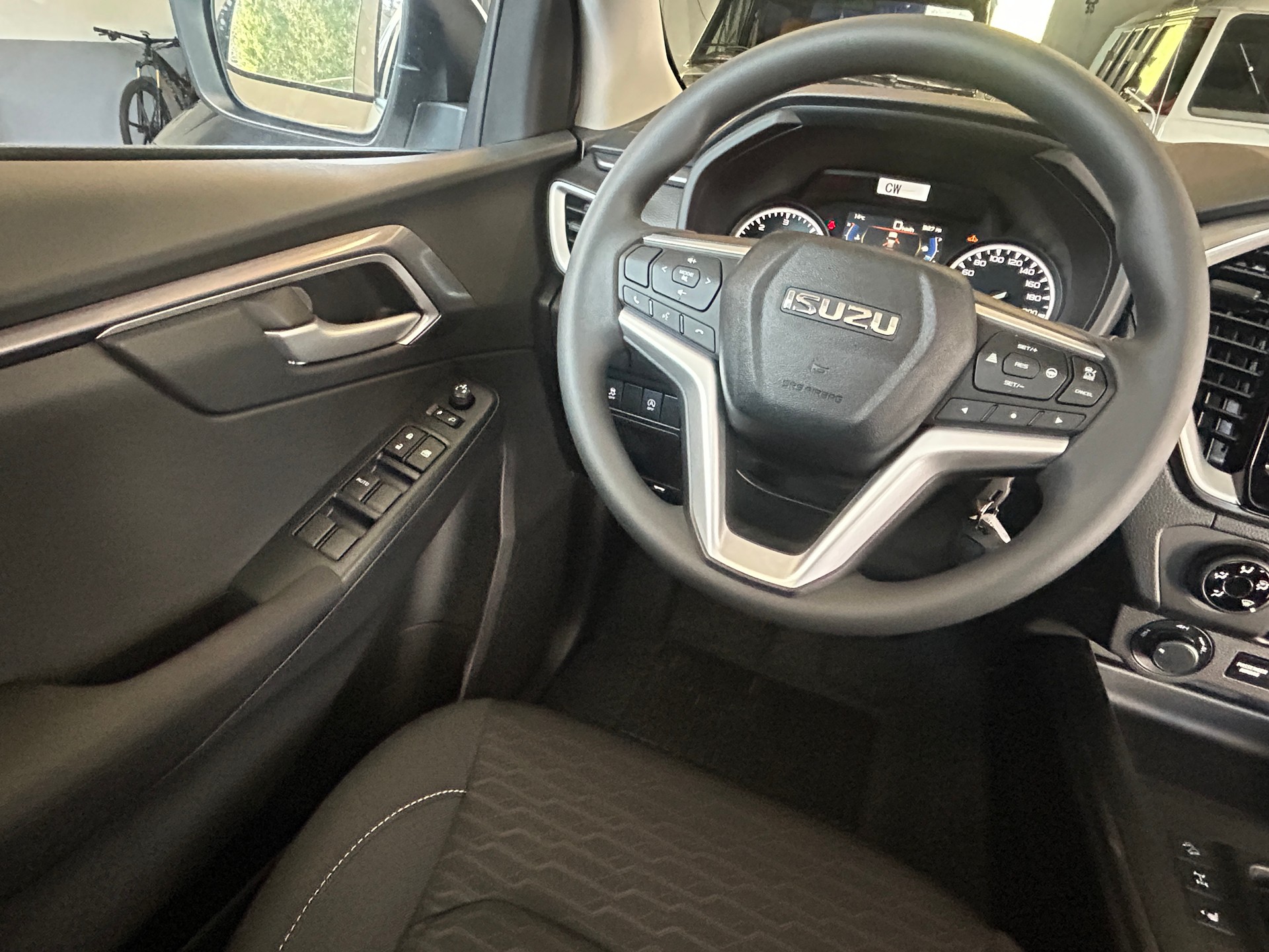ISUZU CrewCab N60BB-image-11