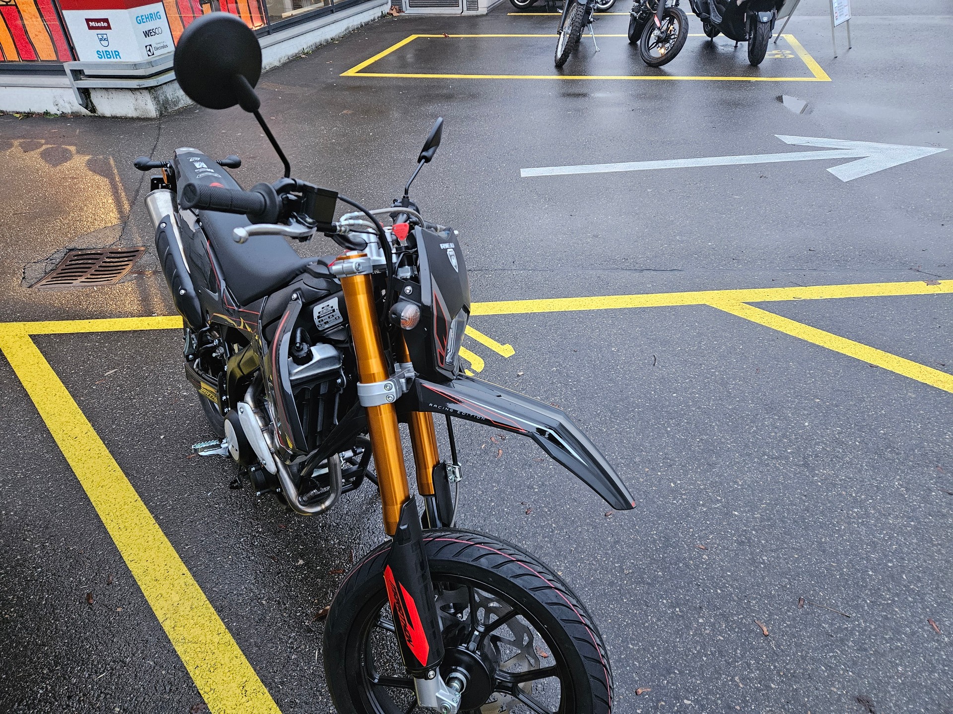 RIEJU MRT 125 EU-image-4
