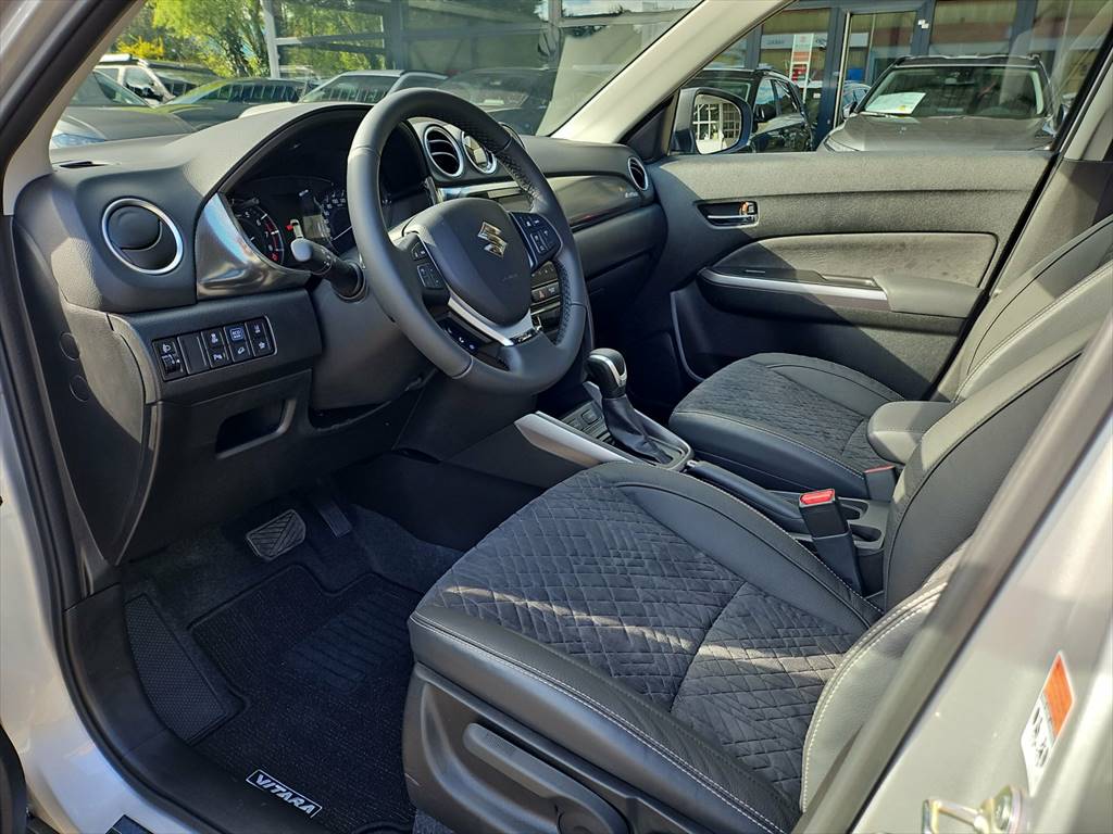 SUZUKI Vitara 1.5 Piz Sulai Top Hybrid 4x4-image-4