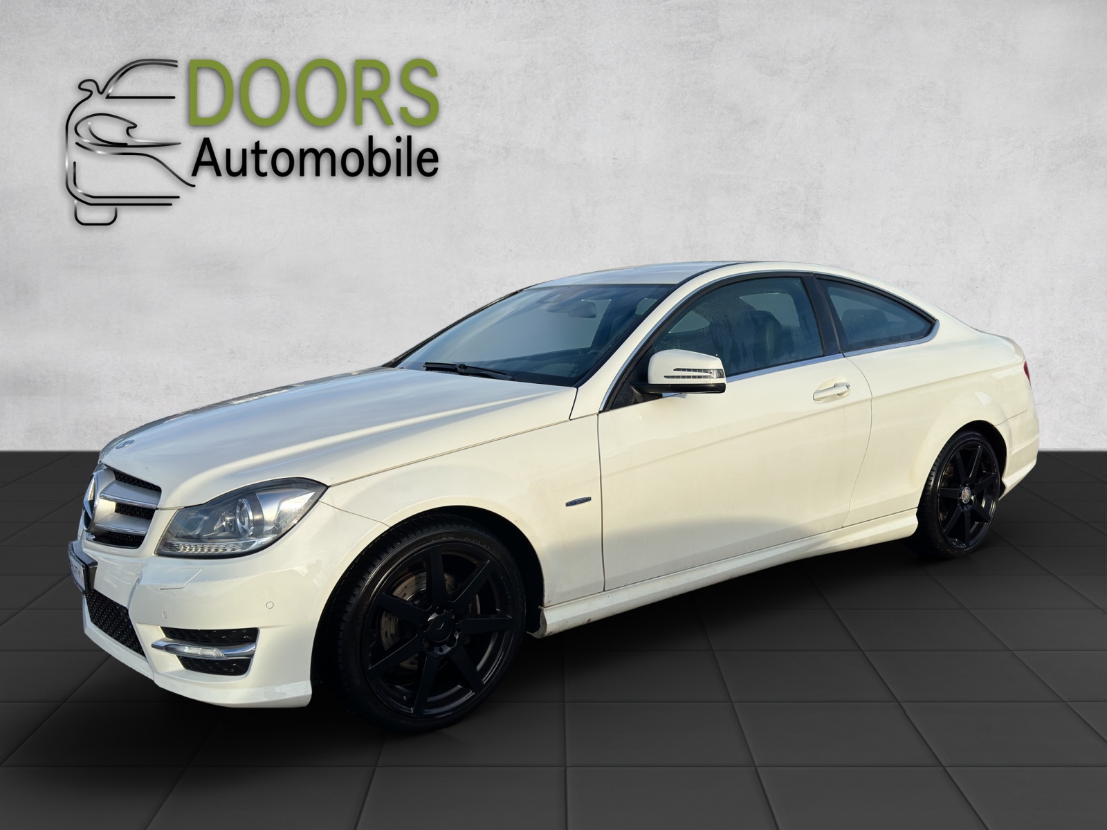 MERCEDES-BENZ C 180 Coupé 7G-Tronic-image-5