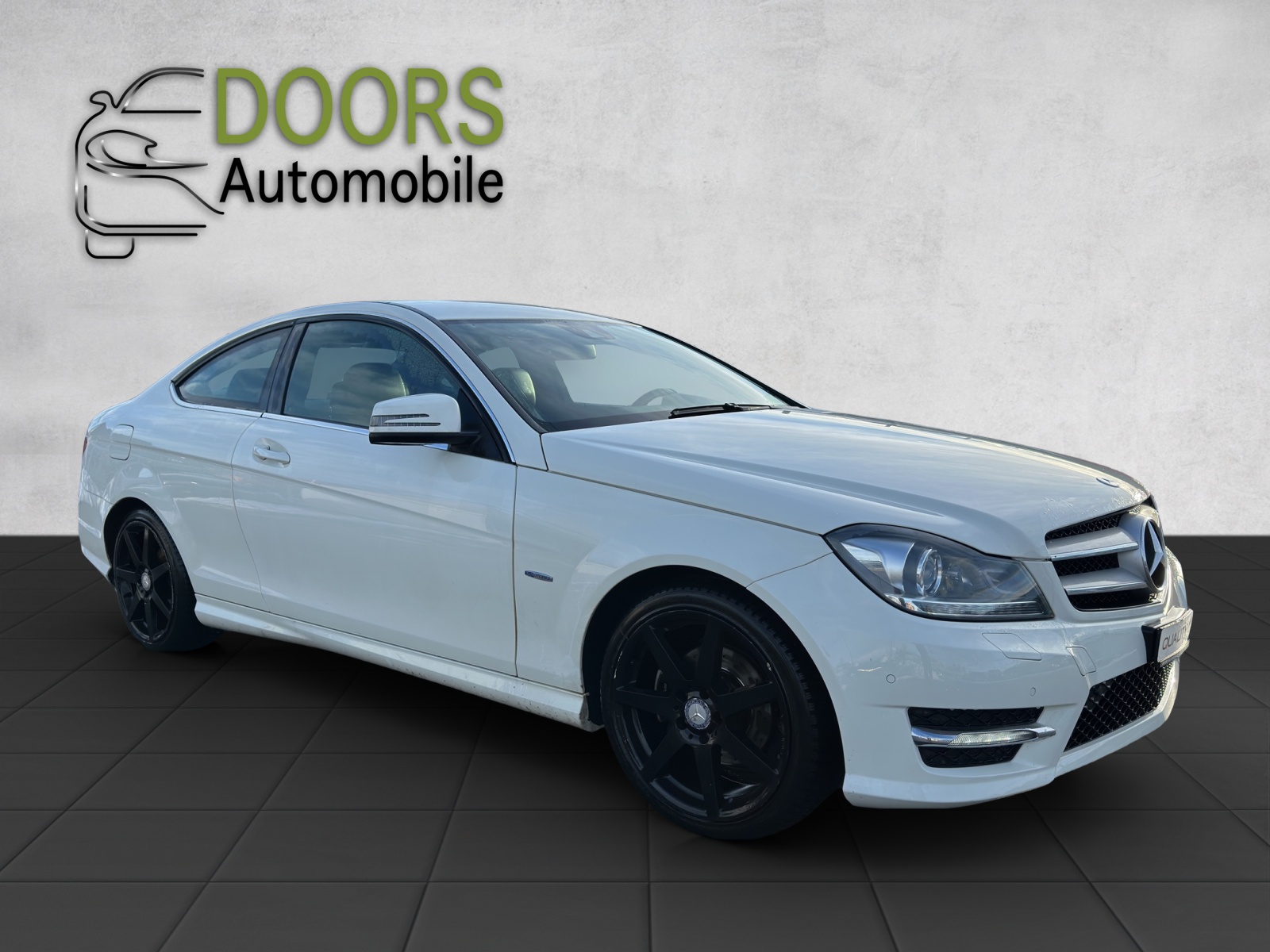 MERCEDES-BENZ C 180 Coupé 7G-Tronic-image-4