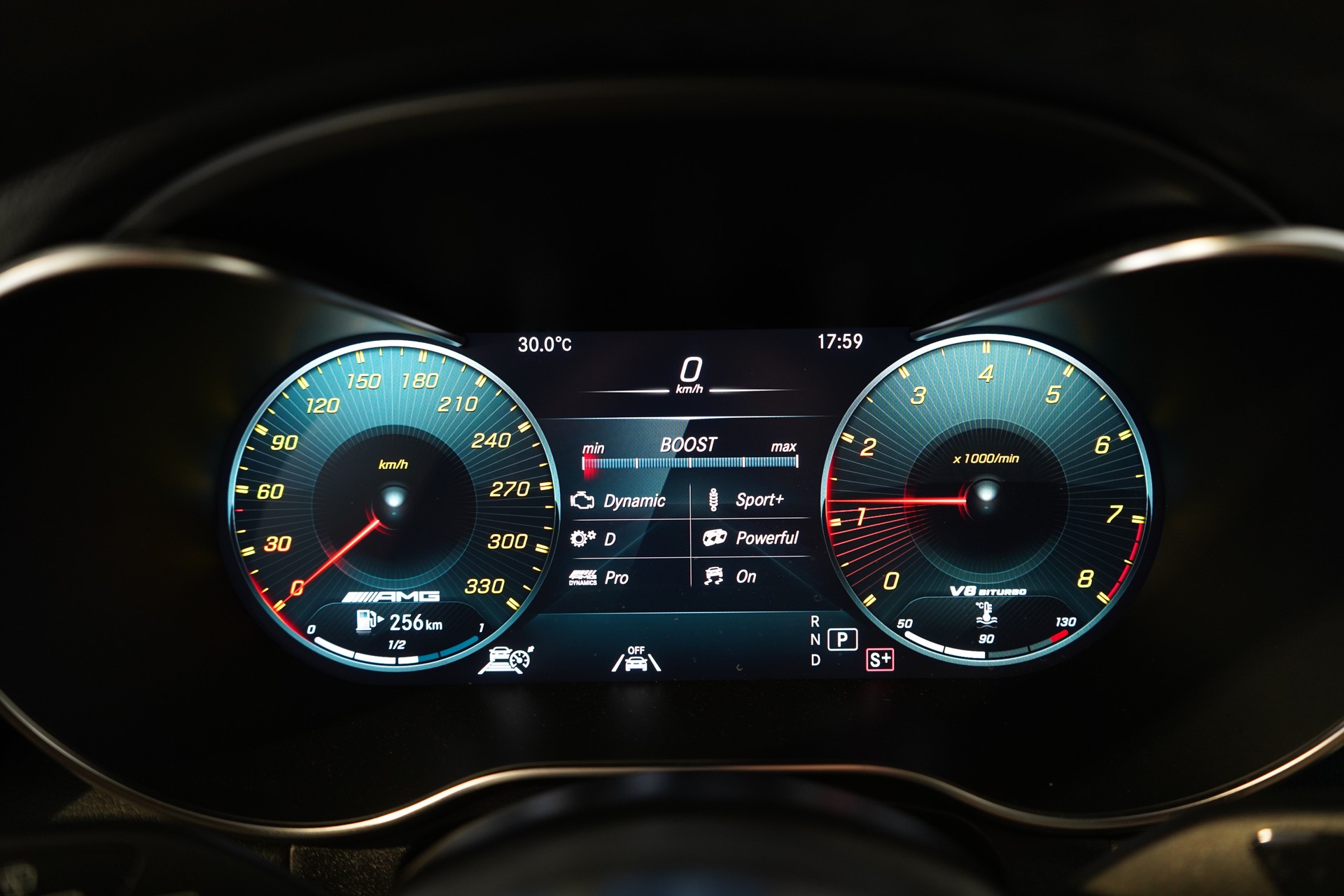 MERCEDES-BENZ GLC 63 S AMG 4Matic / CH -Fahrzeug-image-9