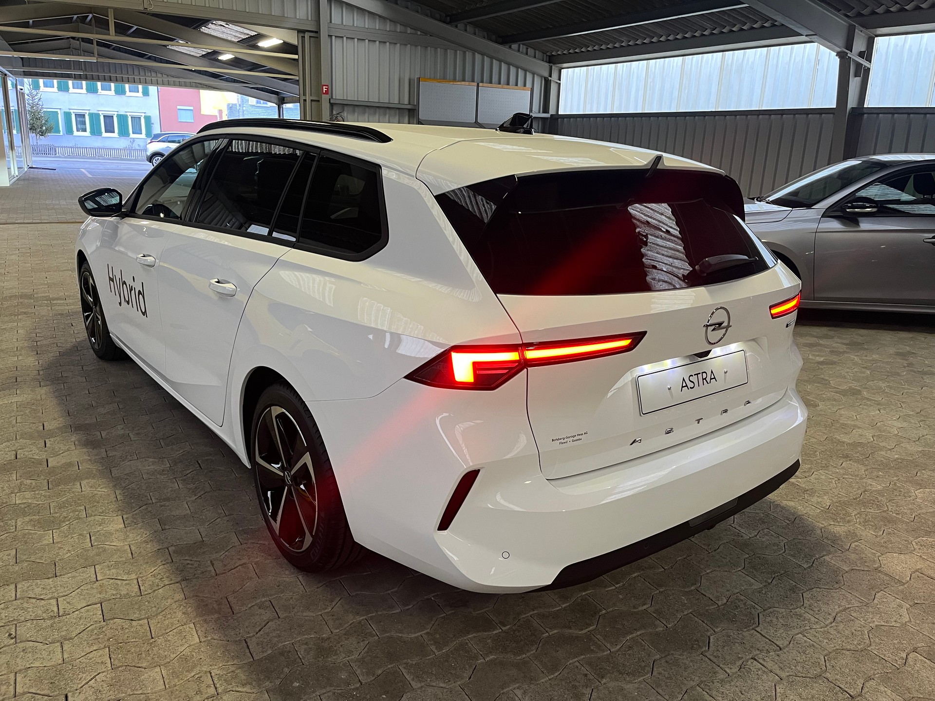 OPEL Astra Sports Tourer 1.2i Turbo MHEV Fleet A-image-5