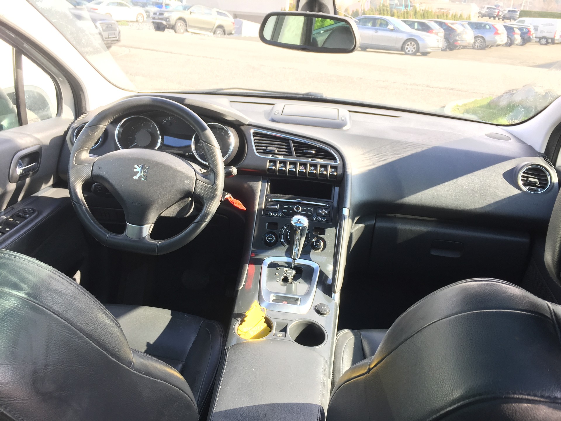 PEUGEOT 3008 1.6 16V T Platinum Tiptronic-image-8