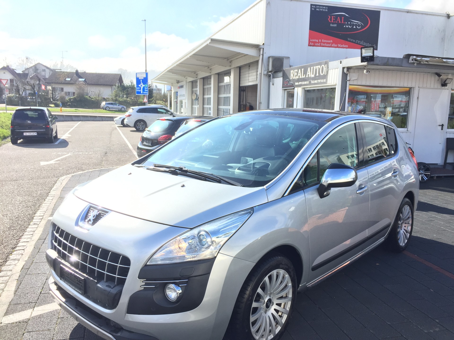 PEUGEOT 3008 1.6 16V T Platinum Tiptronic-image-15
