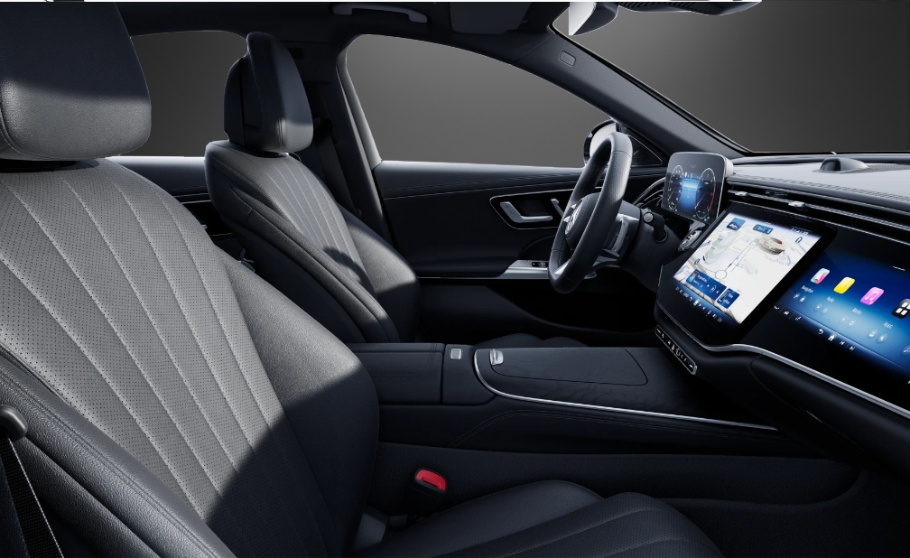 MERCEDES-BENZ E 220 d 4Matic 9G-Tronic-image-8