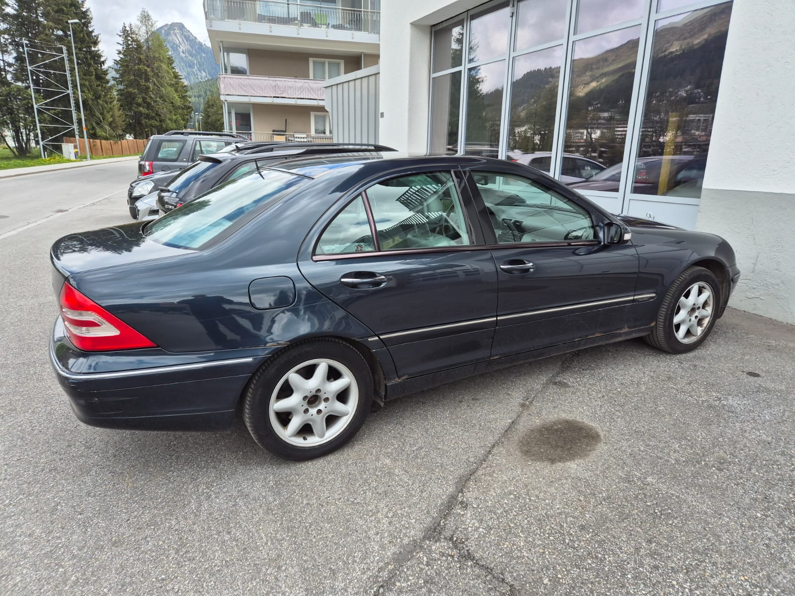MERCEDES-BENZ C 320 Elégance 4Matic Automatic-image-7