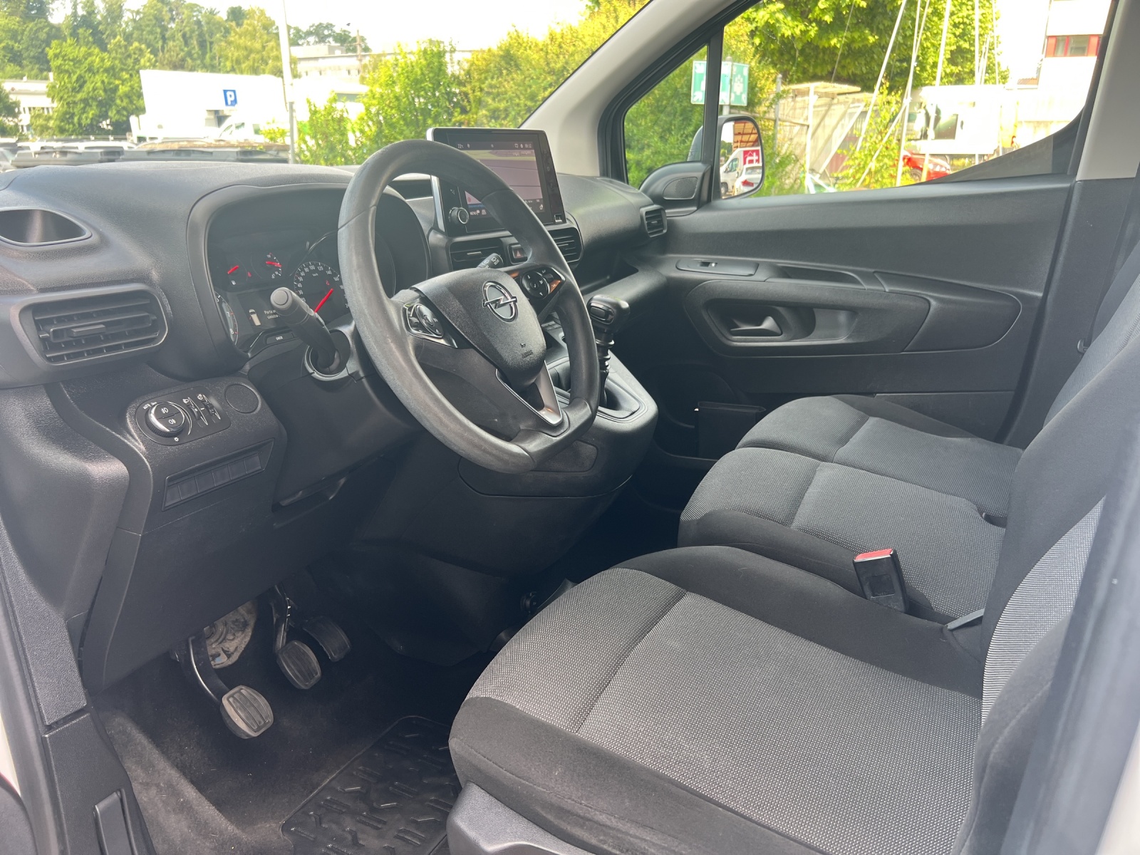 OPEL Combo 1.2 Cargo Essentia start/stop-image-21
