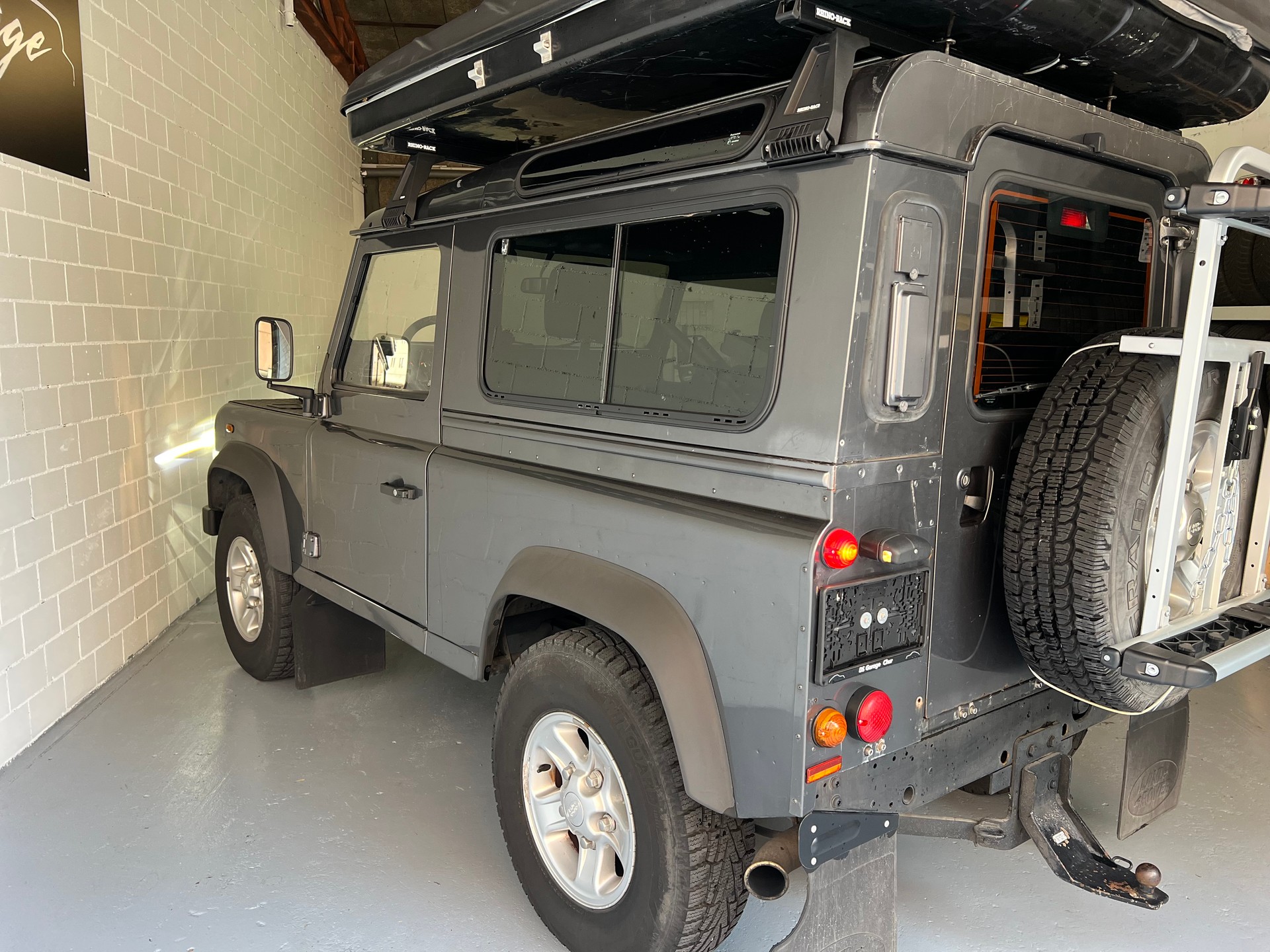 LAND ROVER Defender 90 SoftTop 2.5 Td5-image-7