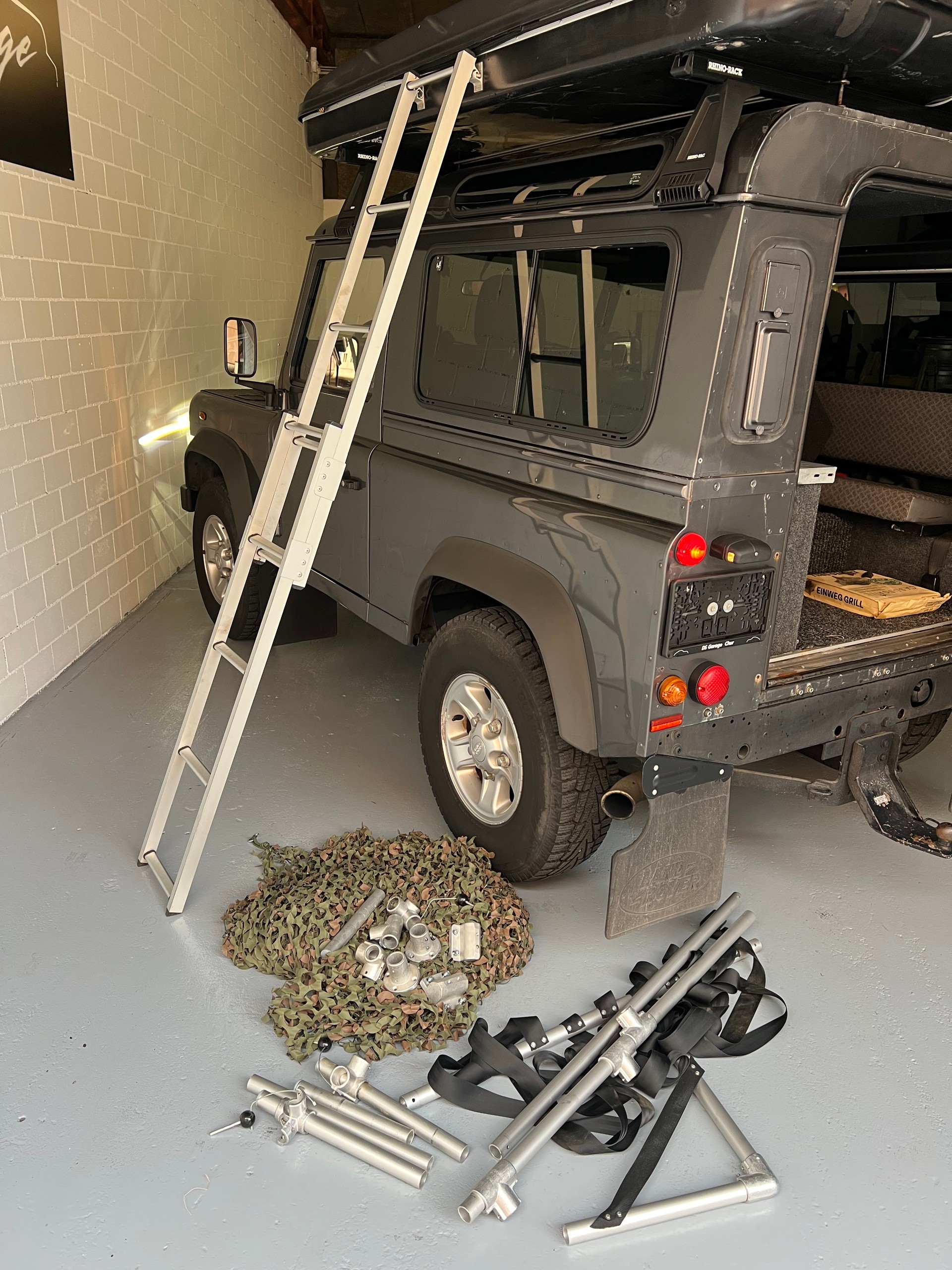 LAND ROVER Defender 90 SoftTop 2.5 Td5-image-8