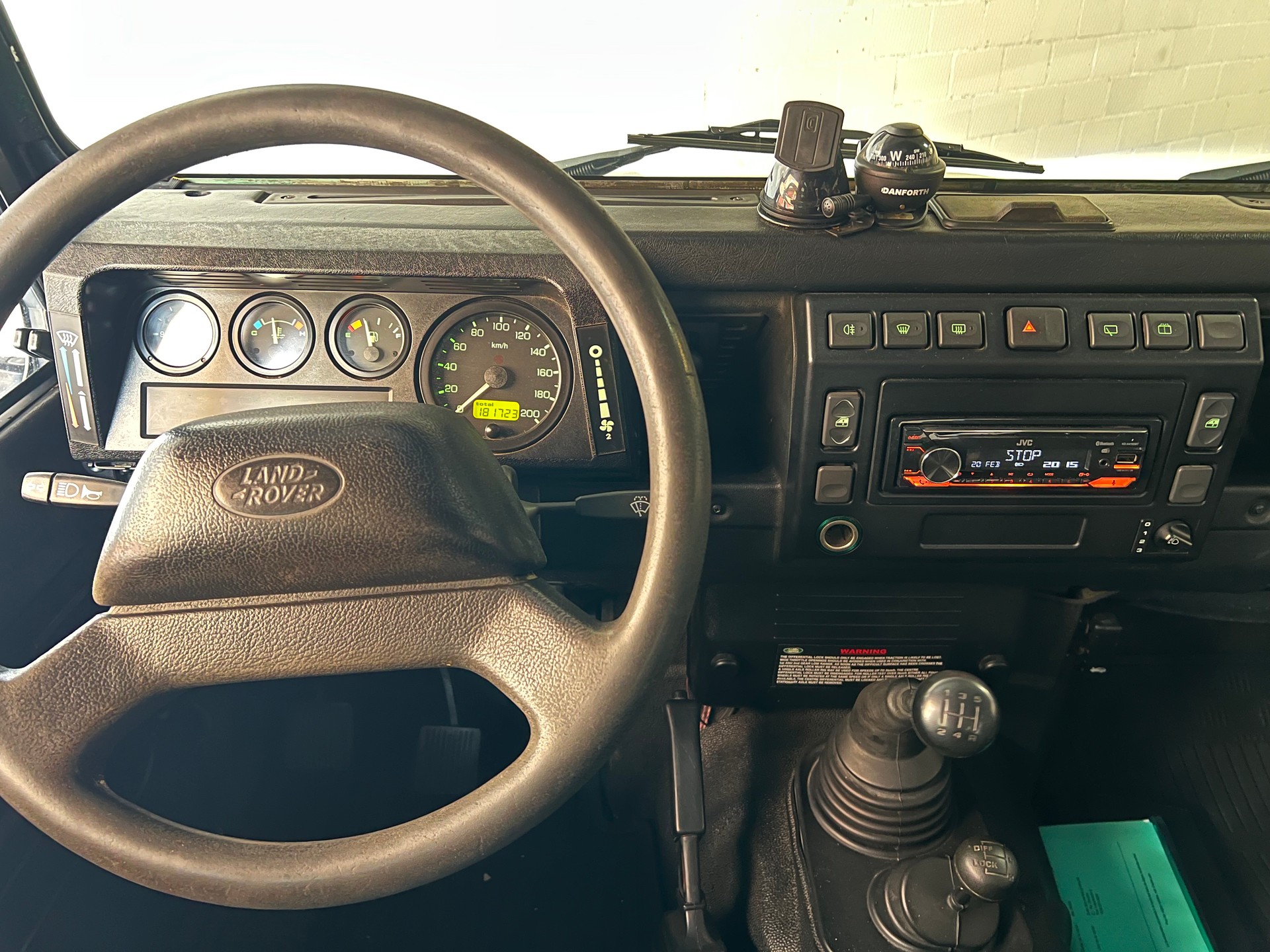LAND ROVER Defender 90 SoftTop 2.5 Td5-image-15