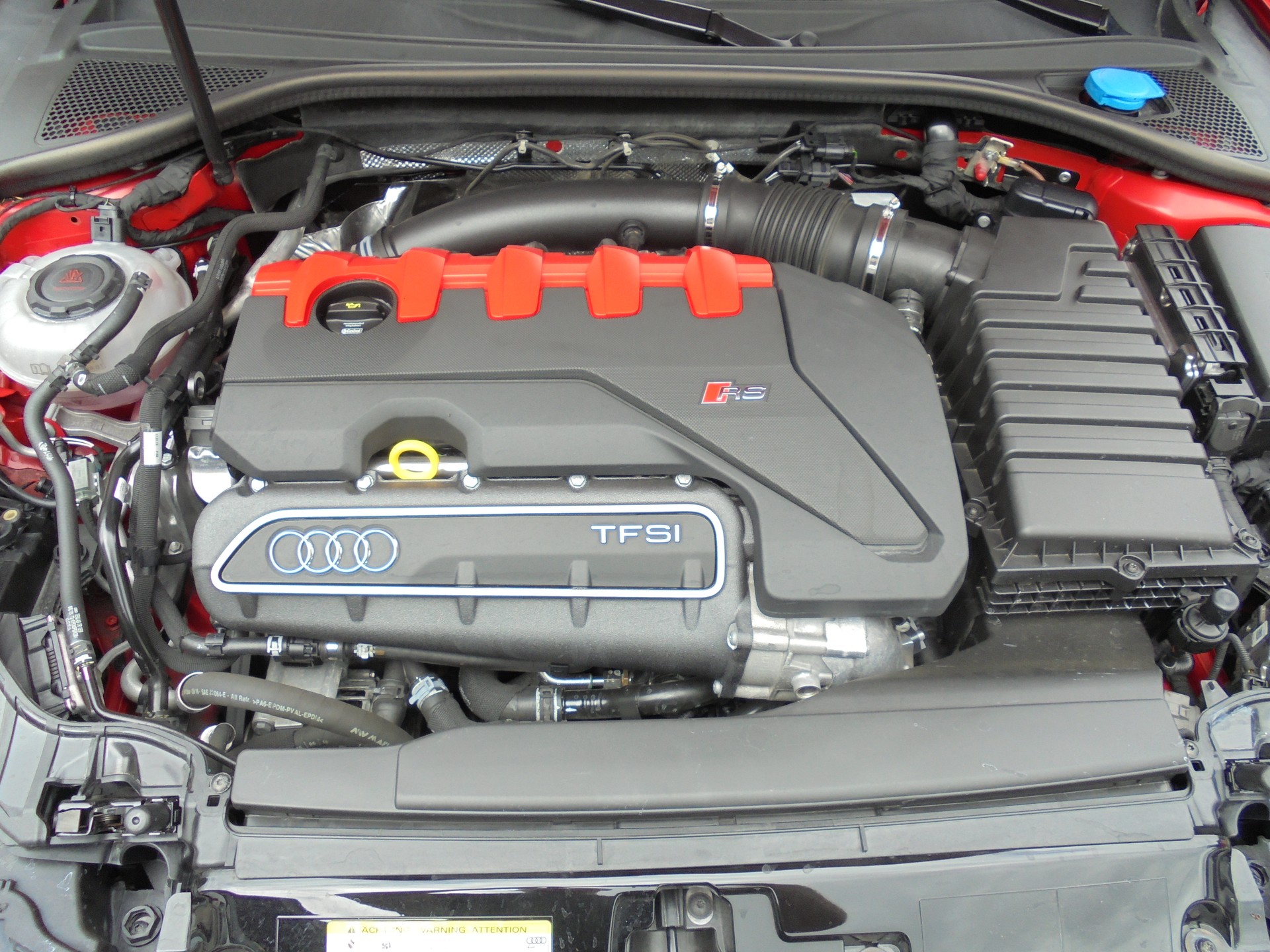 AUDI RS3 Sportback 2.5 TSI quattro S-tronic-image-21