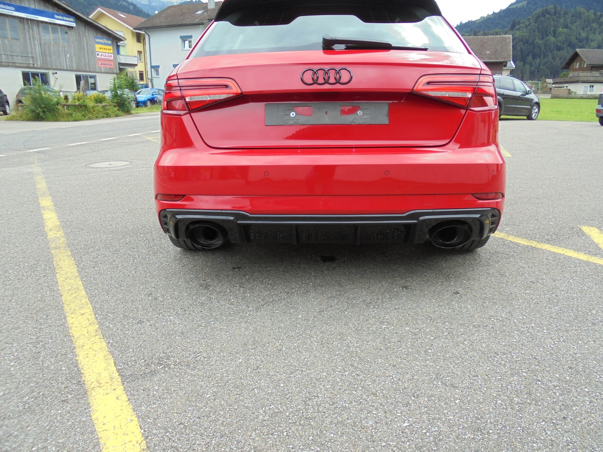 AUDI RS3 Sportback 2.5 TSI quattro S-tronic-image-7