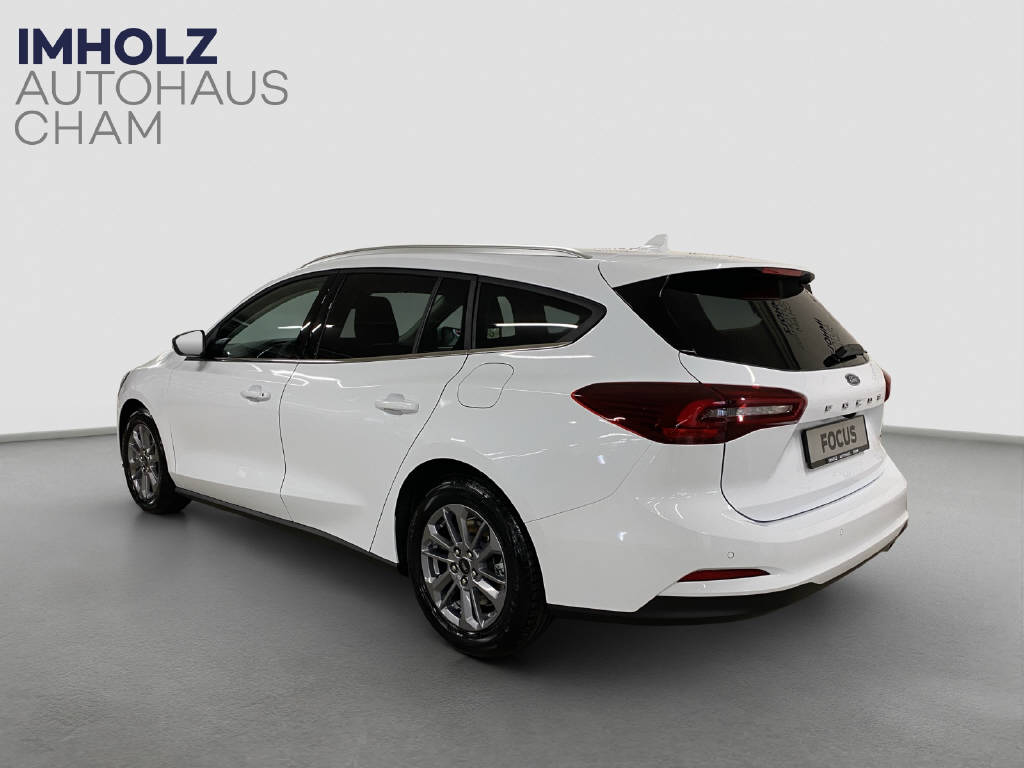 FORD Focus SW 1.0i EcoB Hybrid 155 Titanium Edition-image-2