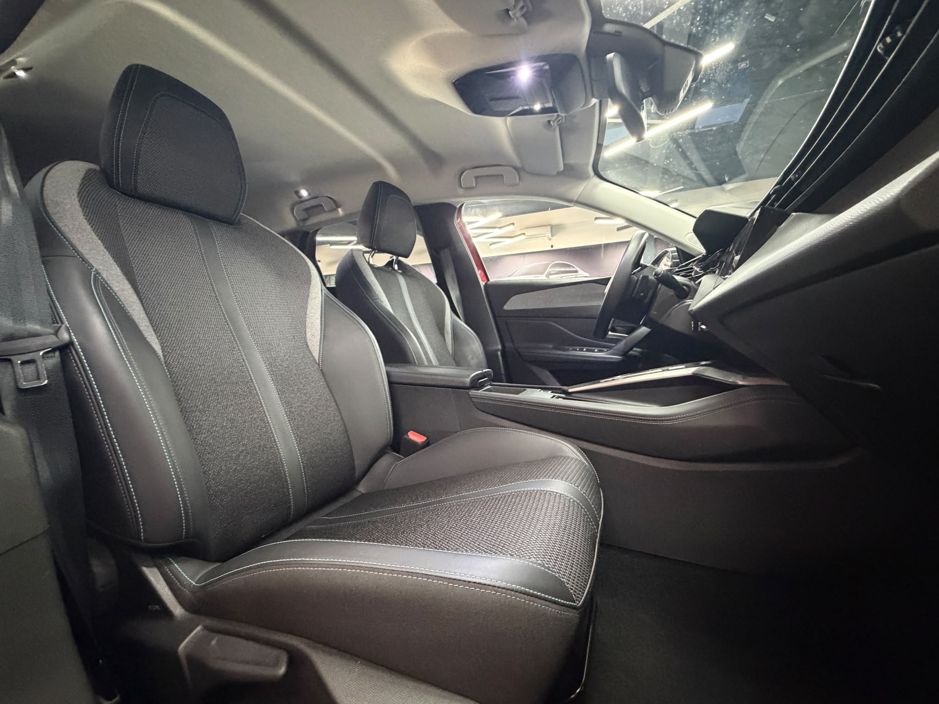 PEUGEOT 308 SW 1.5 BlueHDI Allure EAT8-image-20