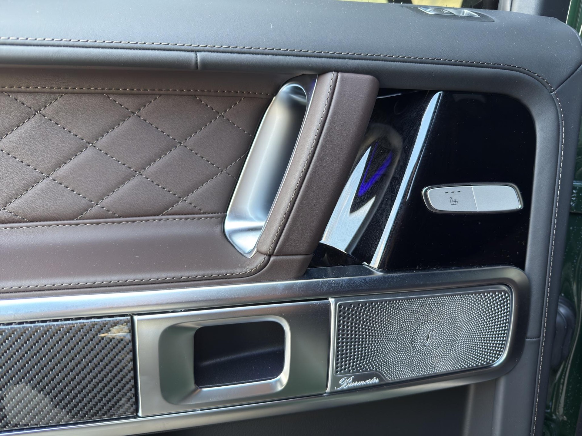MERCEDES-BENZ G 63 AMG-image-17