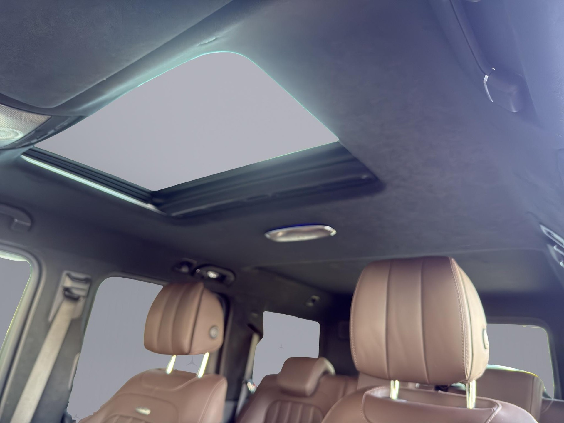 MERCEDES-BENZ G 63 AMG-image-13
