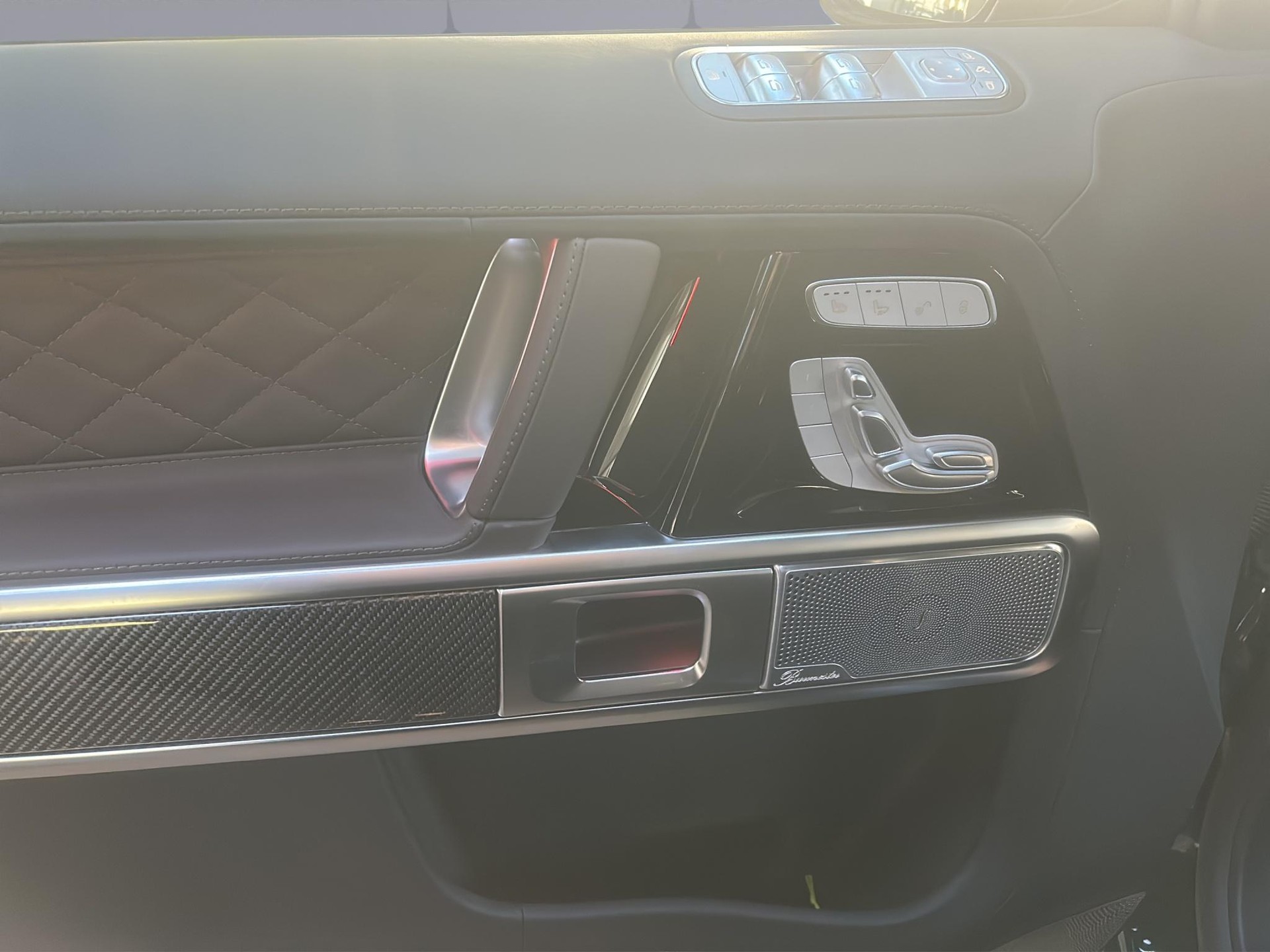 MERCEDES-BENZ G 63 AMG-image-9