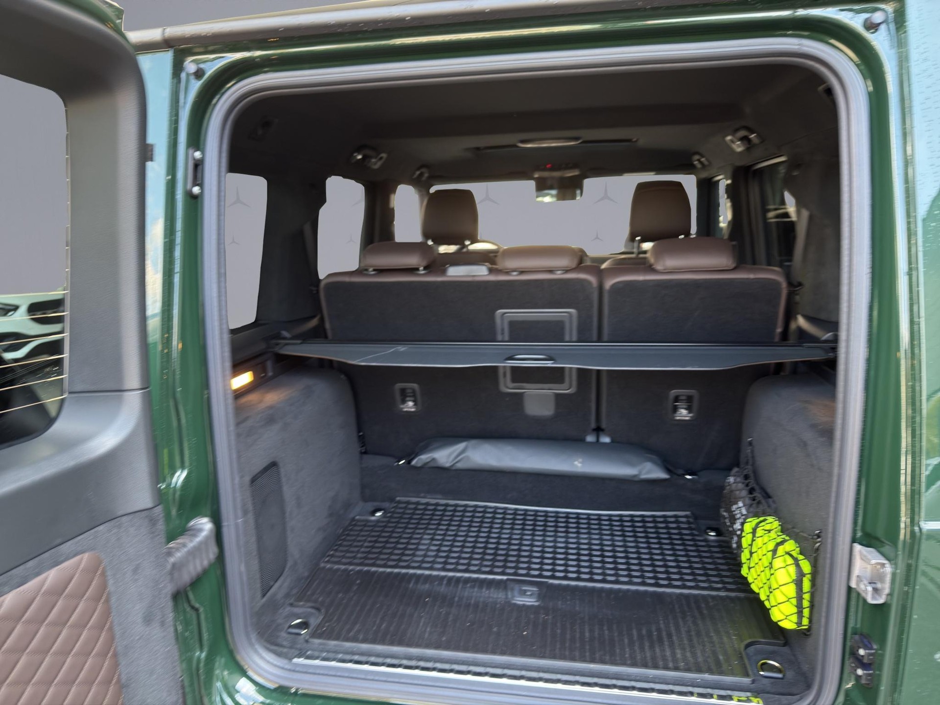 MERCEDES-BENZ G 63 AMG-image-18