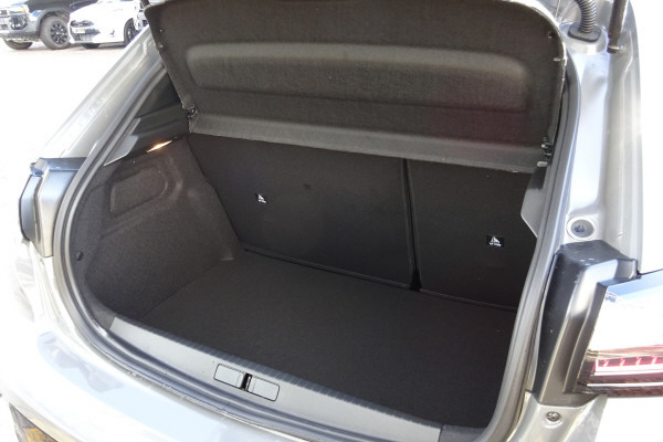 PEUGEOT 208 1.2 MHEV 110 GT-image-14