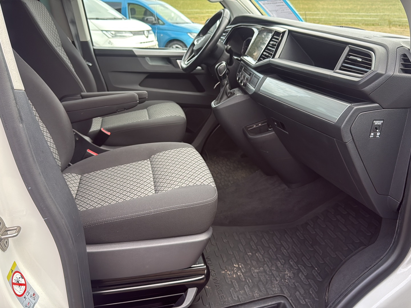 VW T6.1 California 2.0 Bi-TDI Beach Liberty Spirit DSG-image-12
