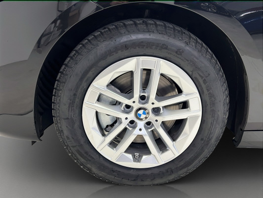 BMW 218d Act. Tour. M Sport-image-7